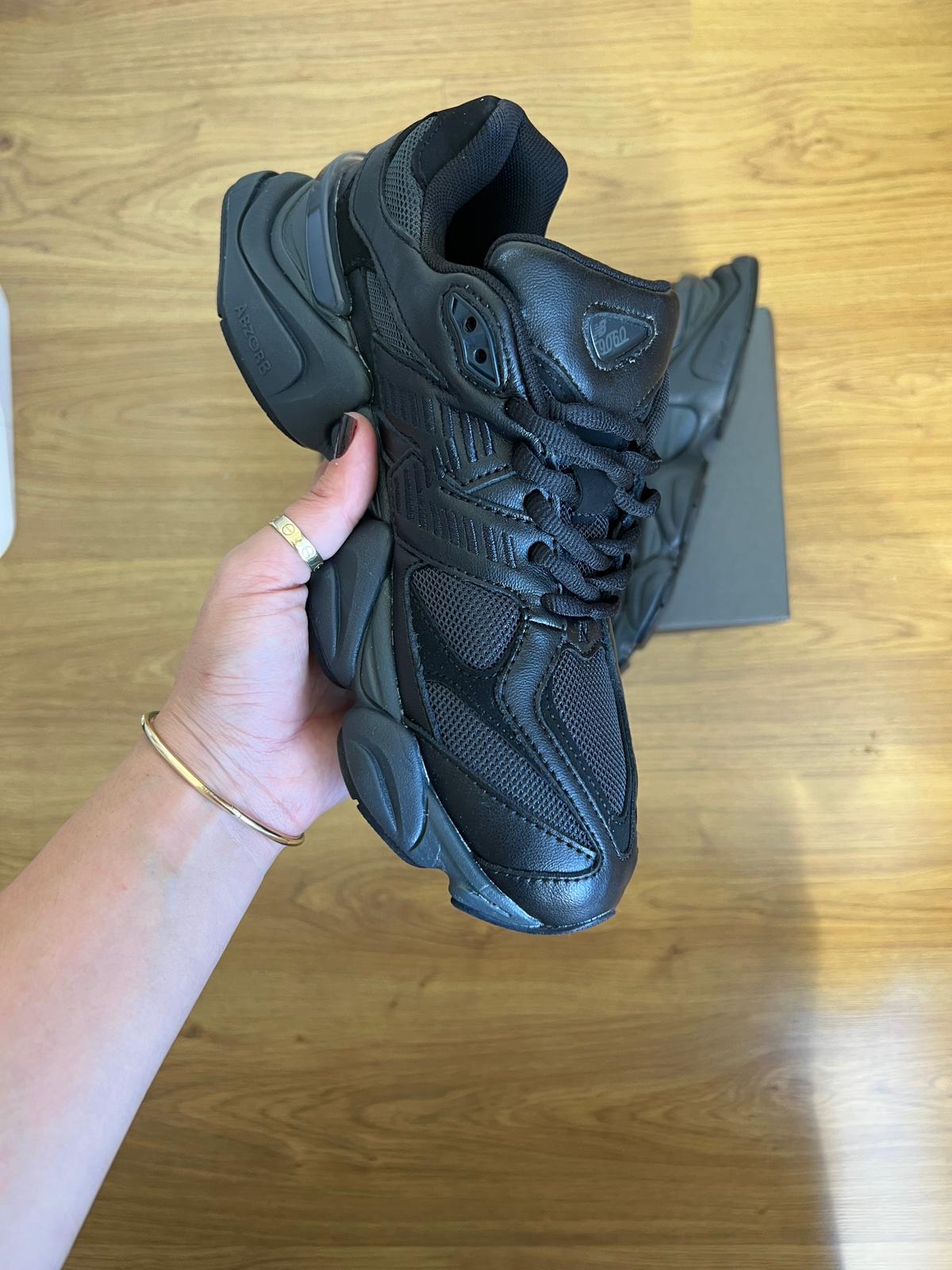 New Balance 9060 Black ( Dar Kalıp )