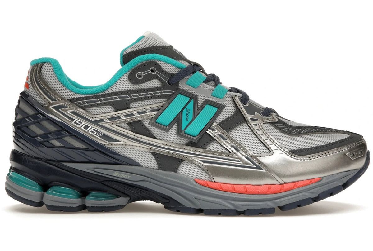 New Balance 1906R Silver Mint