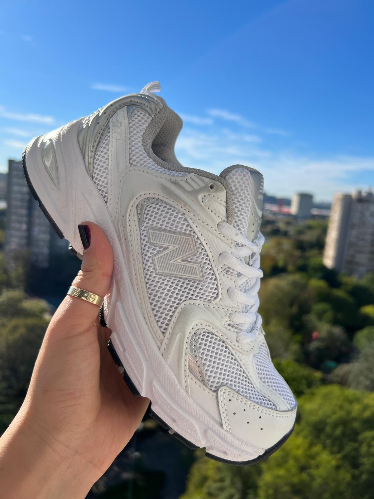 New Balance 530 Silver