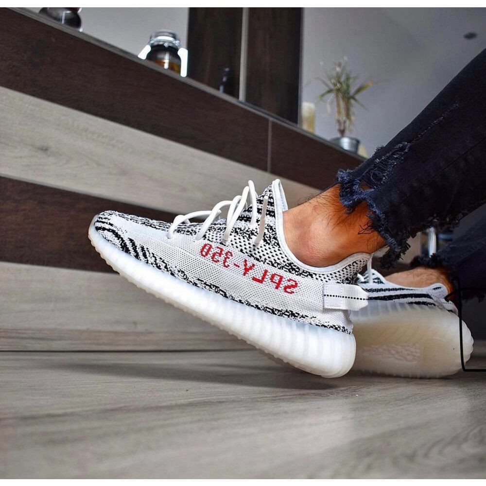 Yeezy 350 V2 Zebra