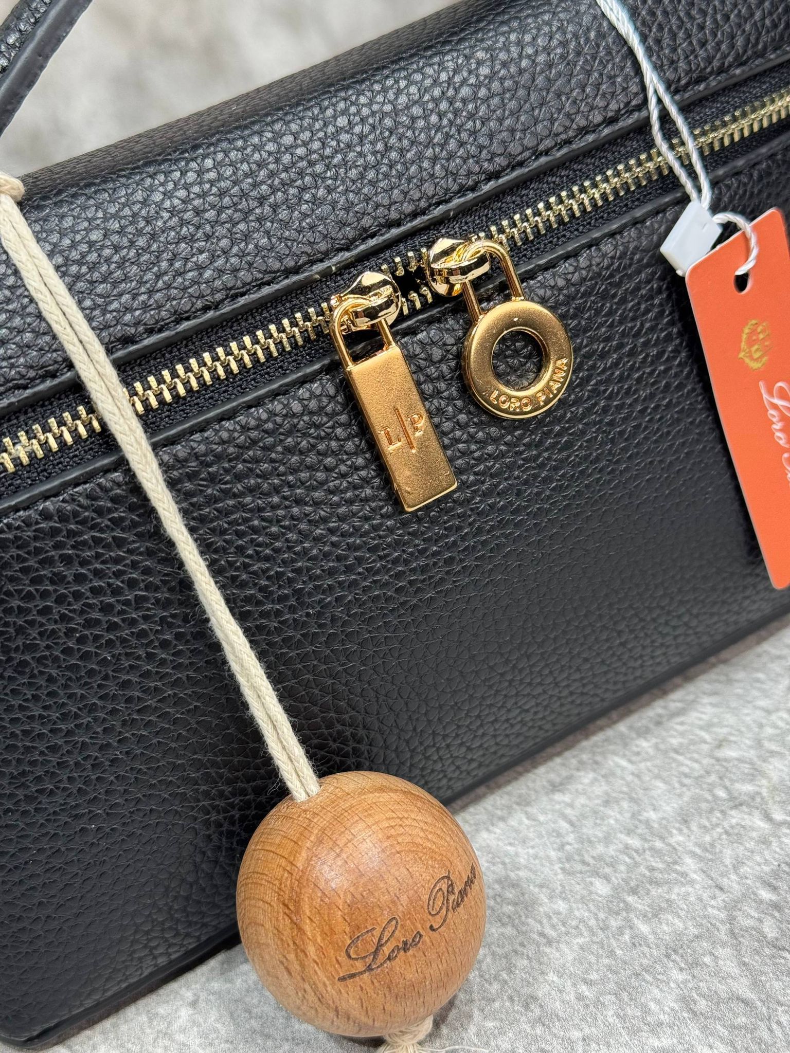 Lora Piana - Extra pocket L19 19x11.5cm