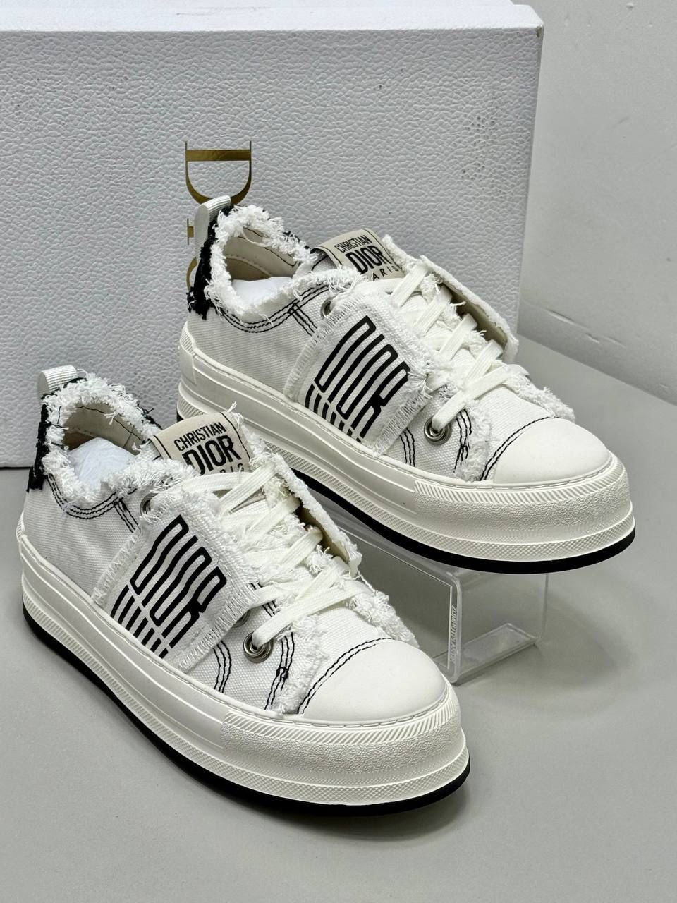 Dior Women Sneaker White ( Premium )