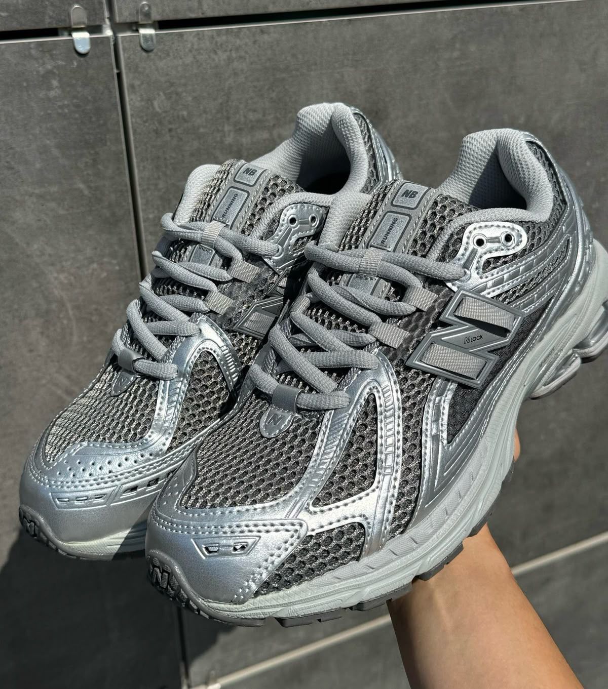 New Balance 1906R Silver