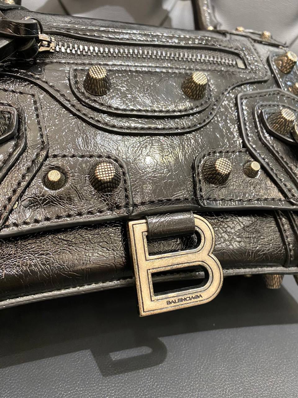 BALENCIAGA HOURGLASS X LE CAGOLE MEDIUM BAG