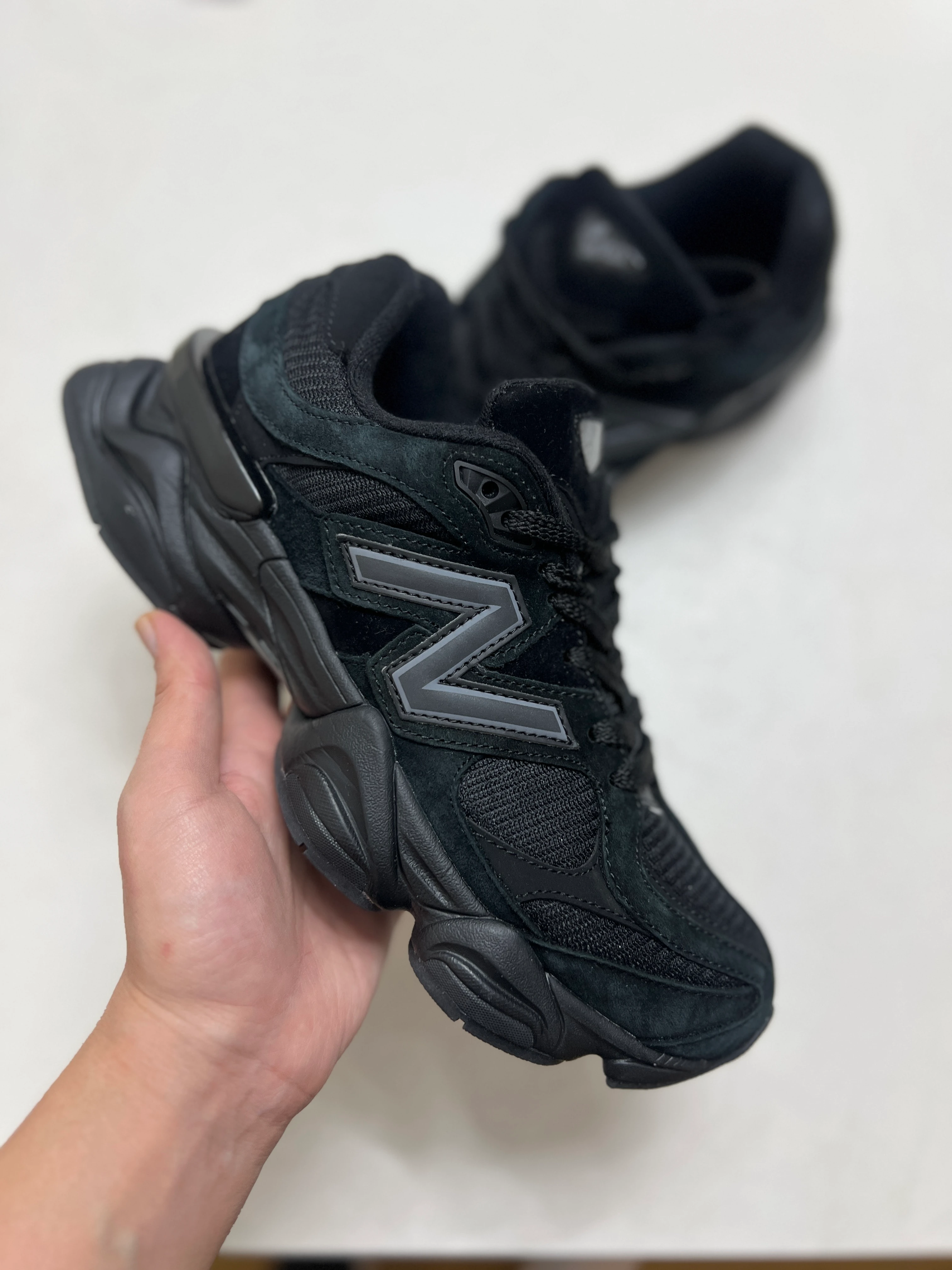 New Balance 9060 Black ( Dar Kalıp )