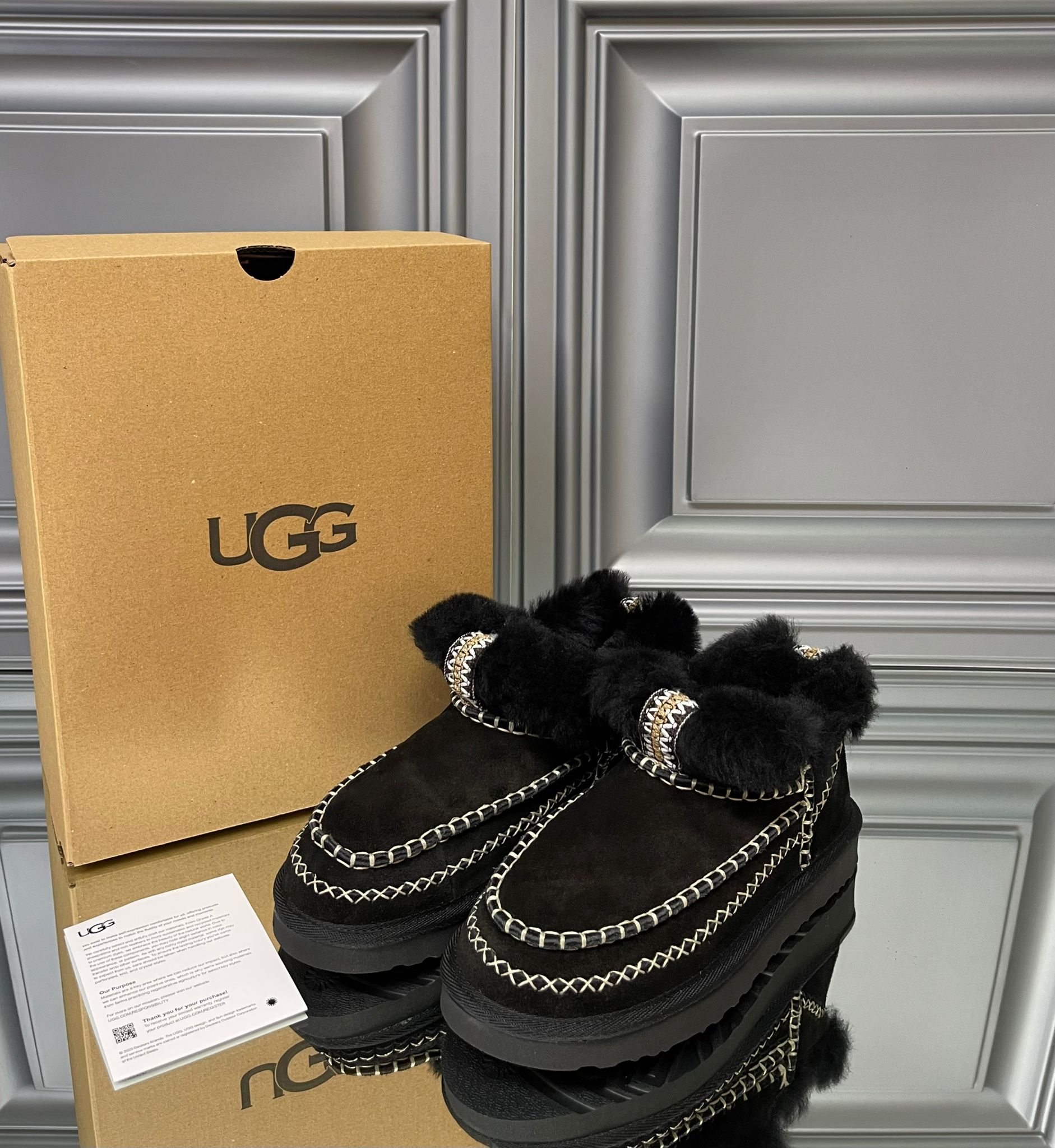 U.G.G W Classic Ultra Mini Alpine Black ( Dar Kalıp )