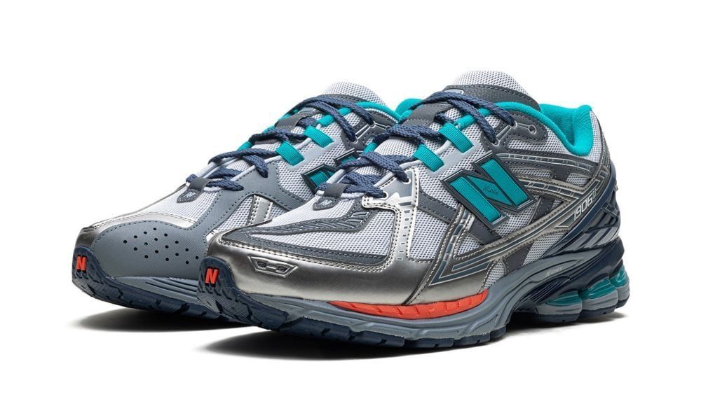 New Balance 1906R Silver Mint