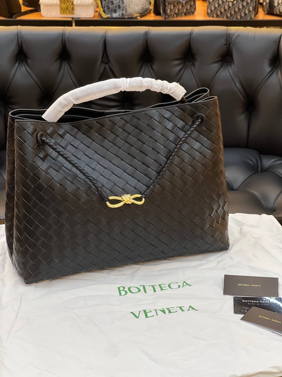 Bottega Veneta Andiamo 42x35 ( Premium )
