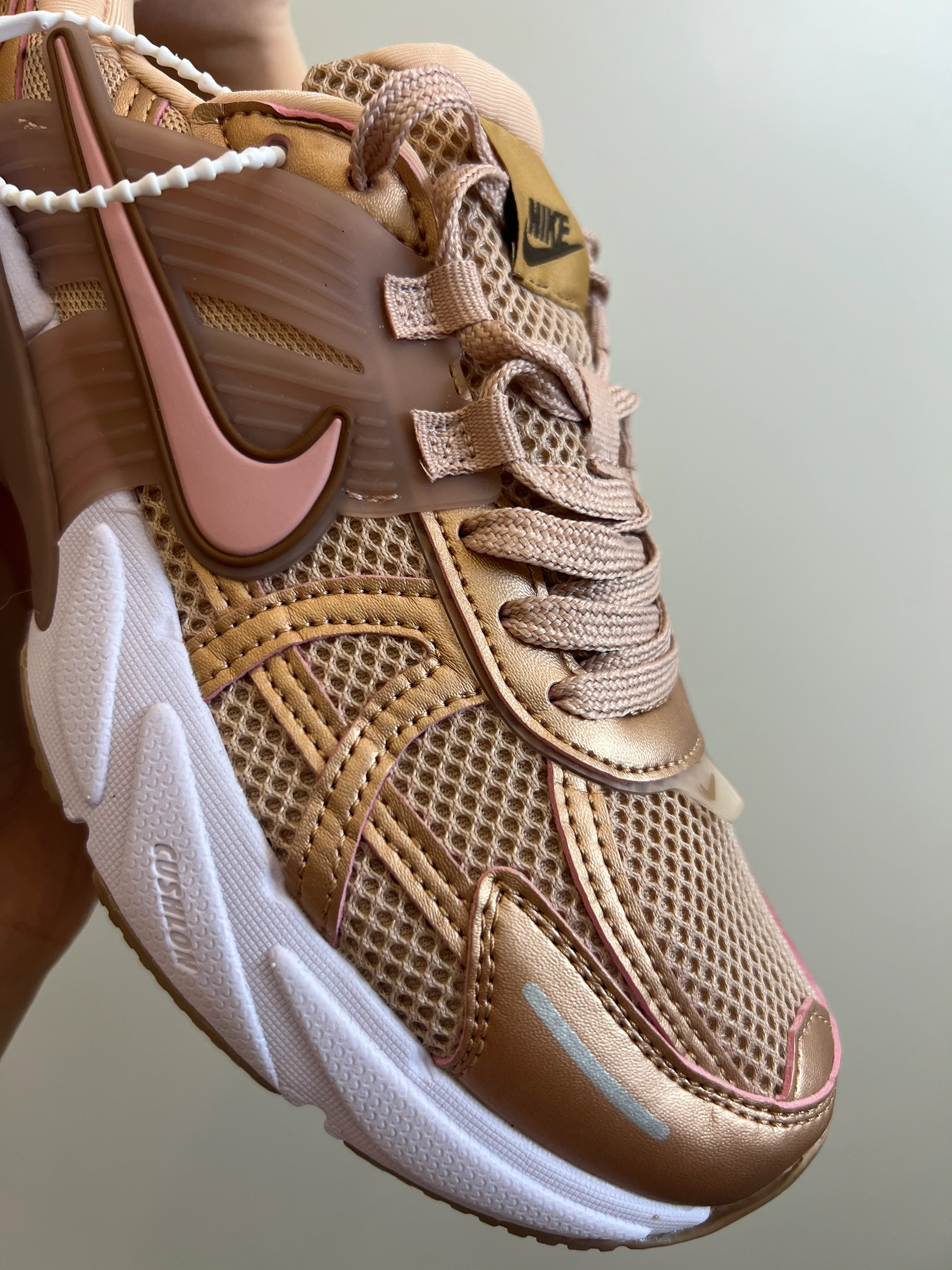 Nike V2K Run ( Dar Kalıp )