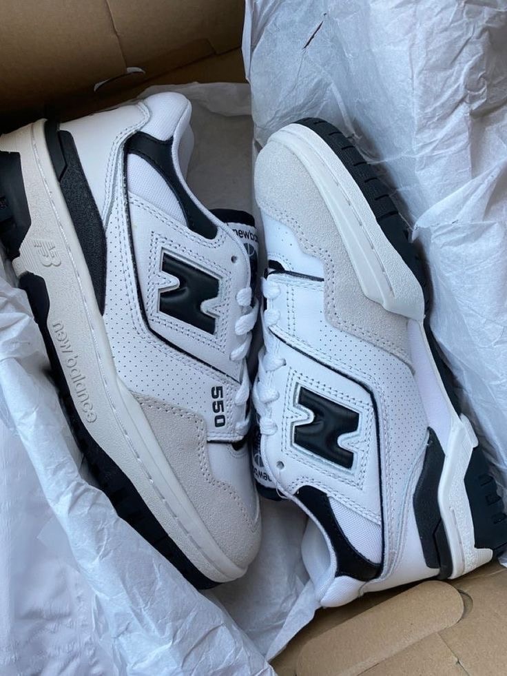 New Balance 550 White Black 