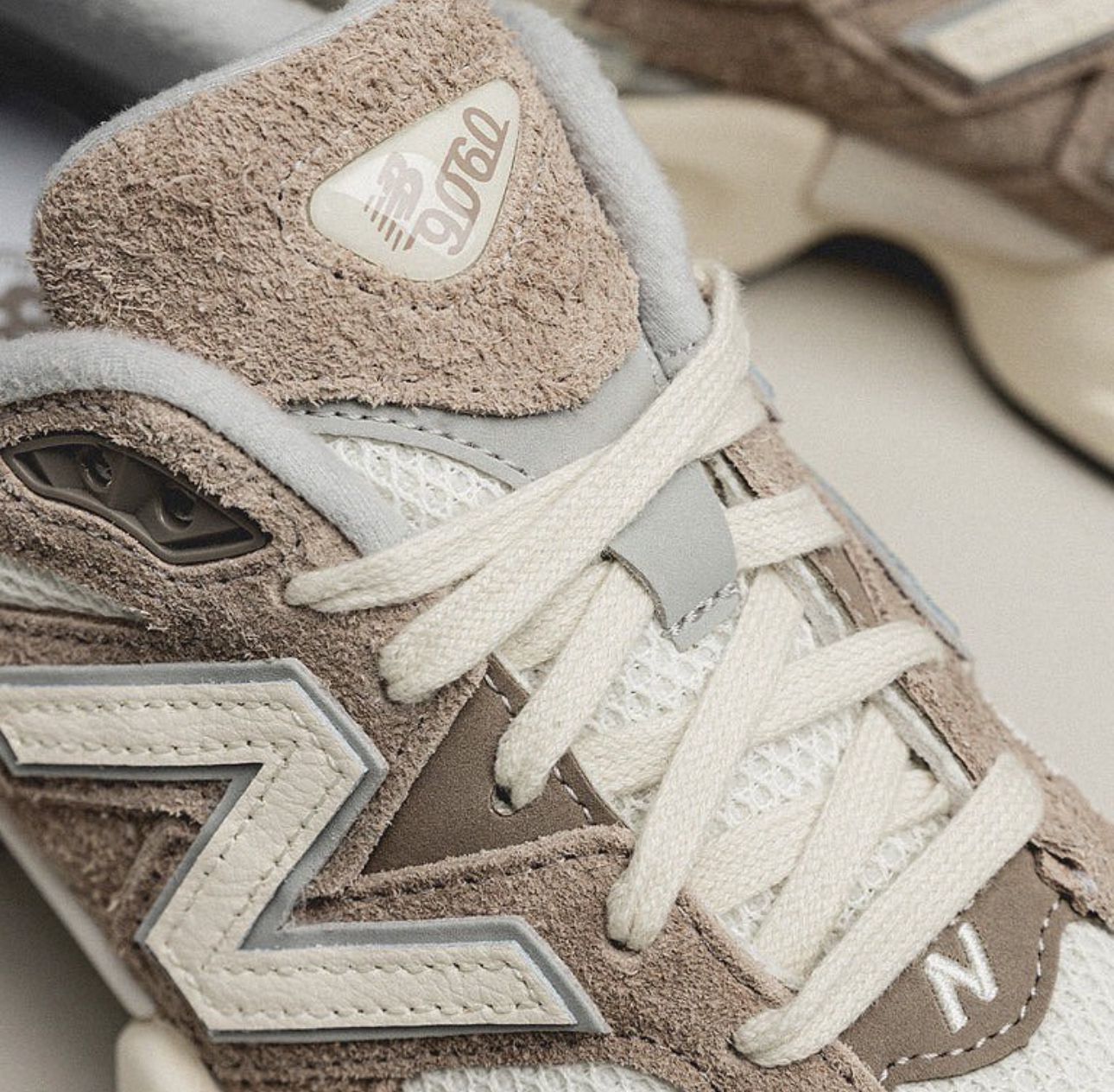 New Balance 9060 Driftwood ( Dar Kalıp )