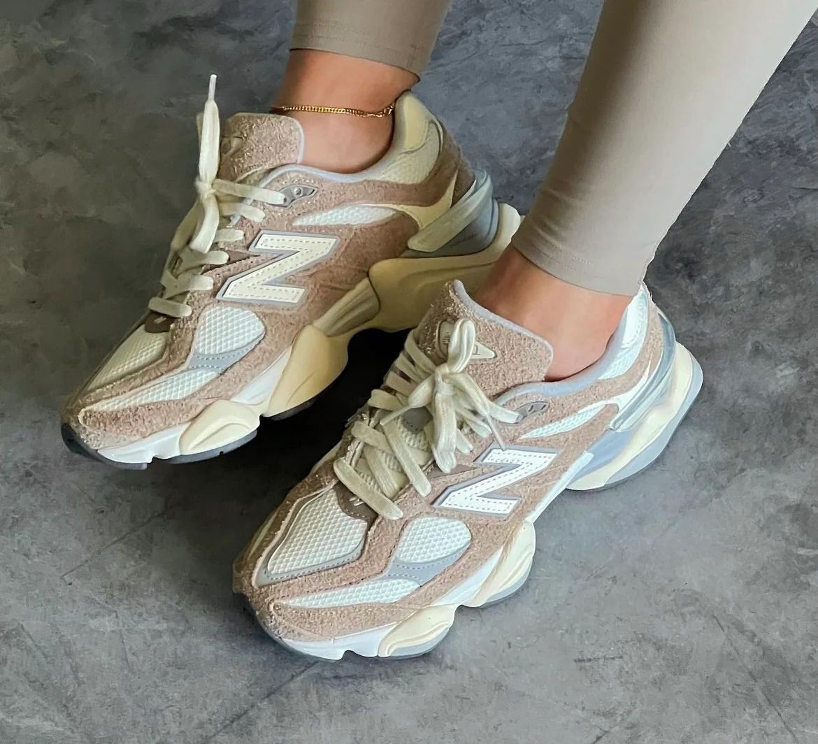 New Balance 9060 Driftwood ( Dar Kalıp )