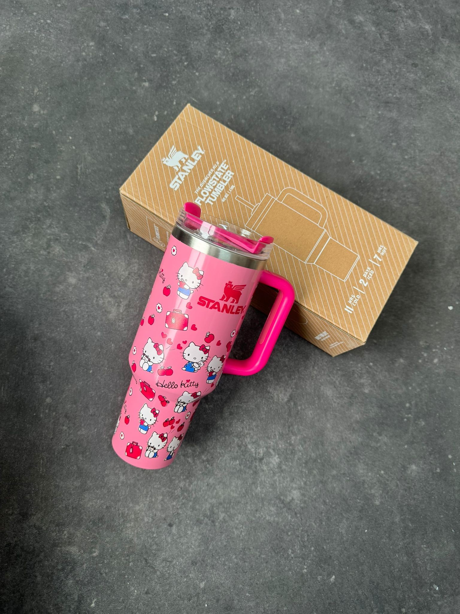 Stanley Termos 1.18L "Hello Kitty Pink"