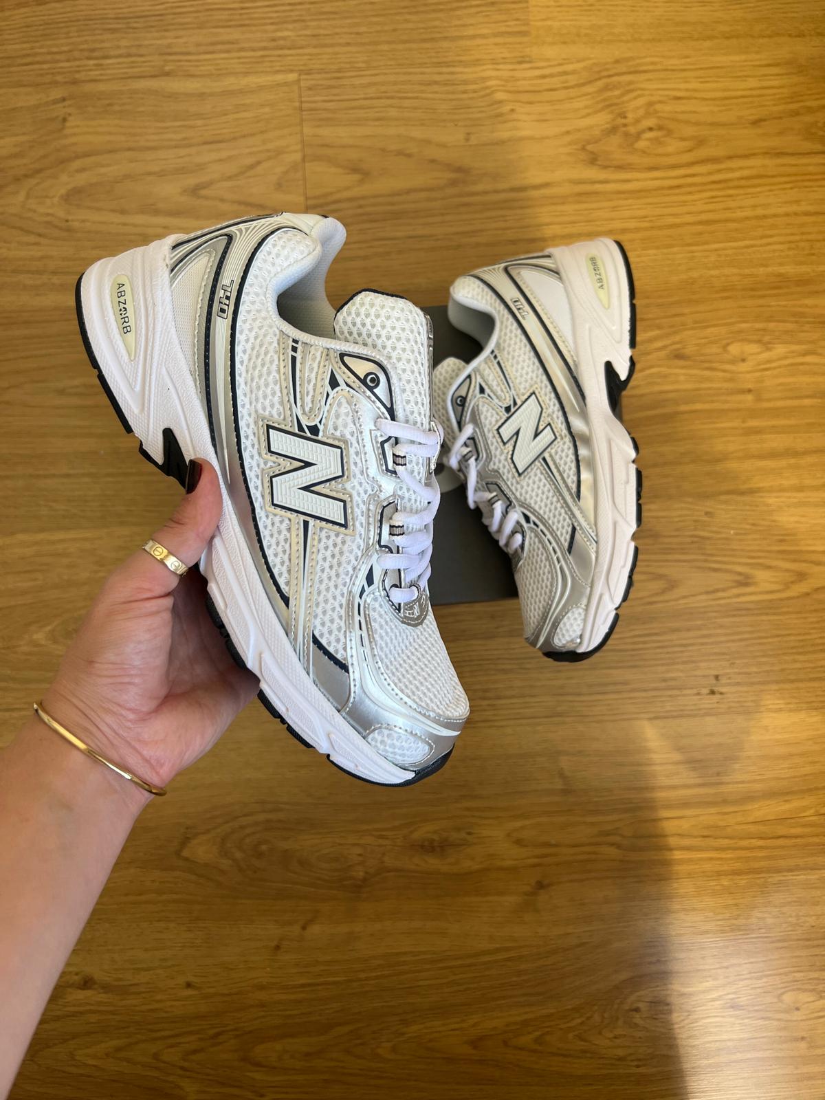 New Balance 740 Silver Black ( Dar Kalıp )