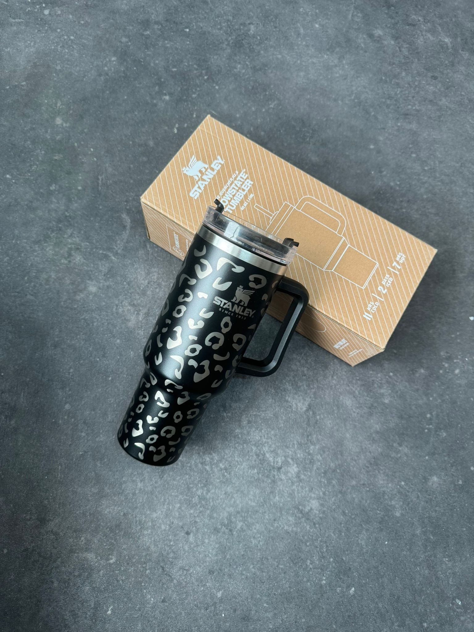 Stanley Termos 1.18L "Black Zebra"