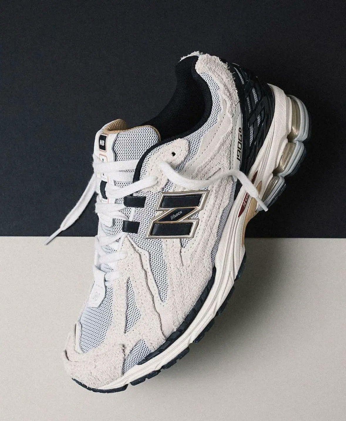New Balance 1906D Beige 