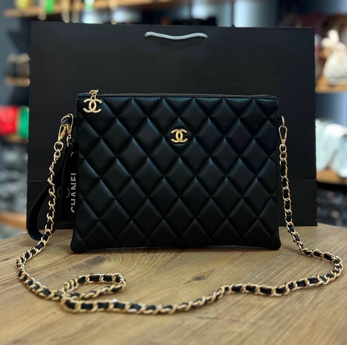 Chanel Clutch Black 28,5x21cm
