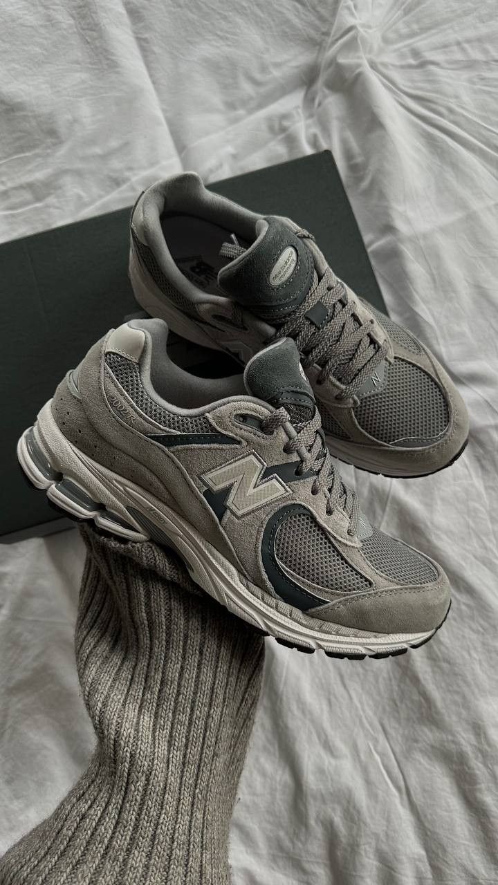 New Balance 2002 Grey