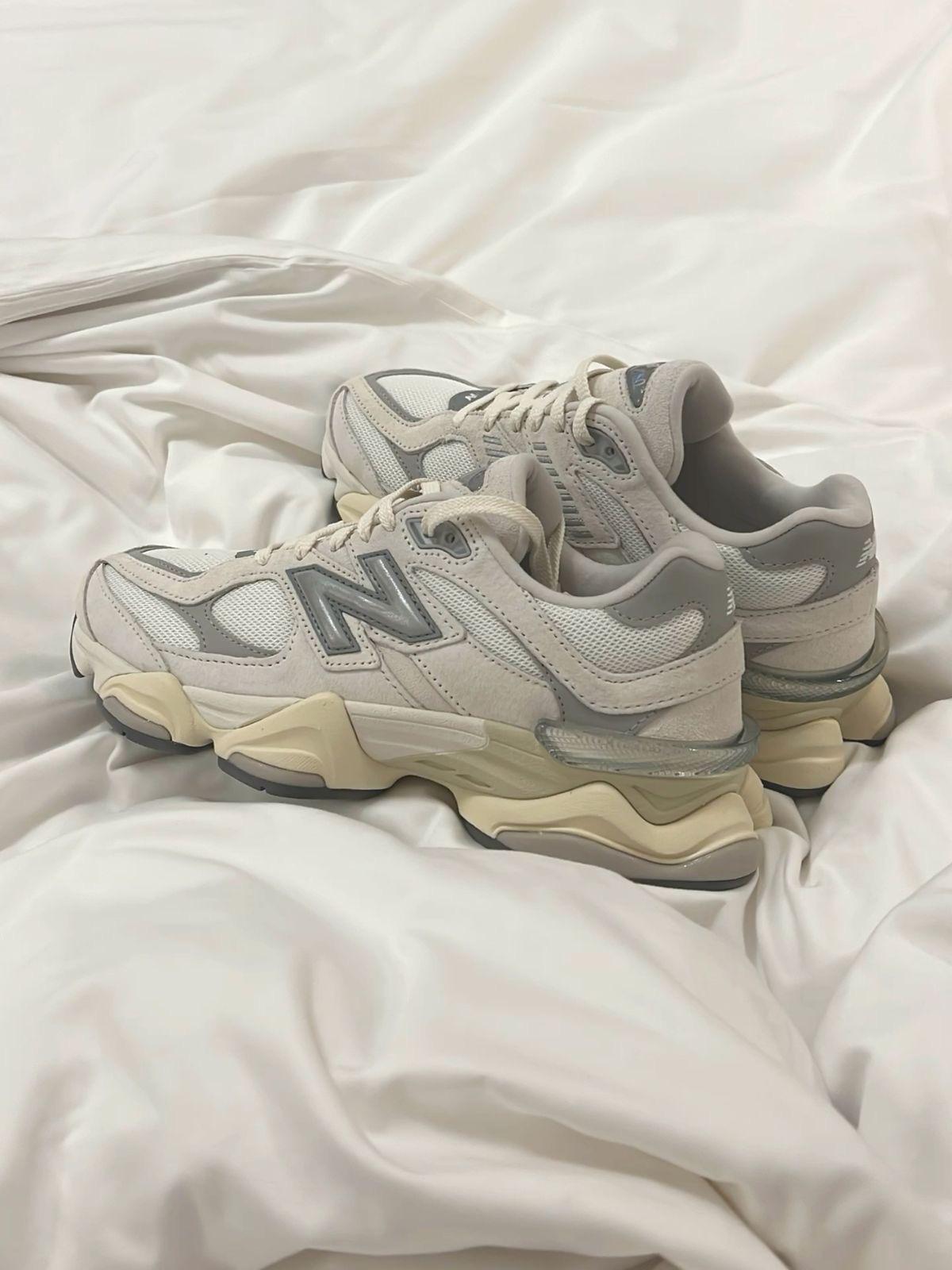 New Balance 9060 Beige  Grey ( dar kalıp )