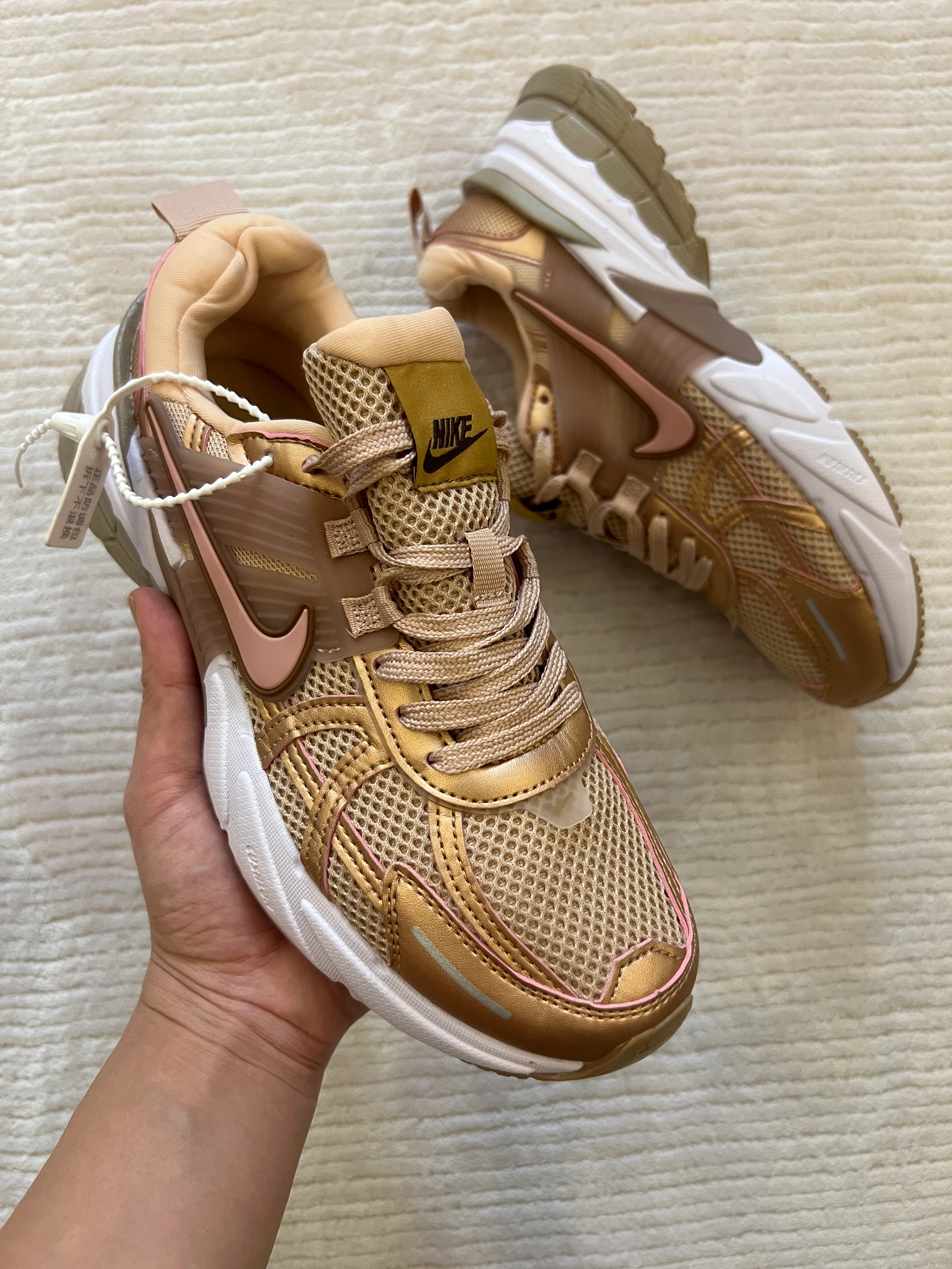 Nike V2K Run ( Dar Kalıp )