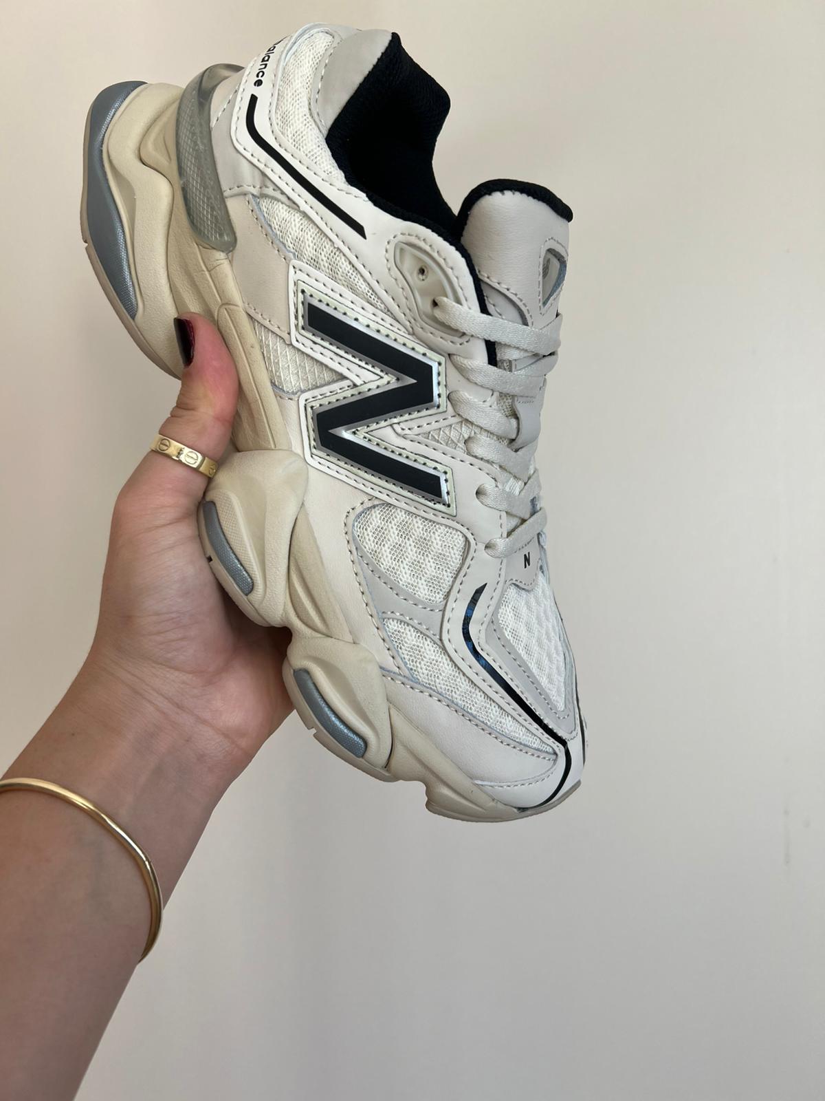 New Balance 9060 Turtledove Black ( Dar Kalıp )