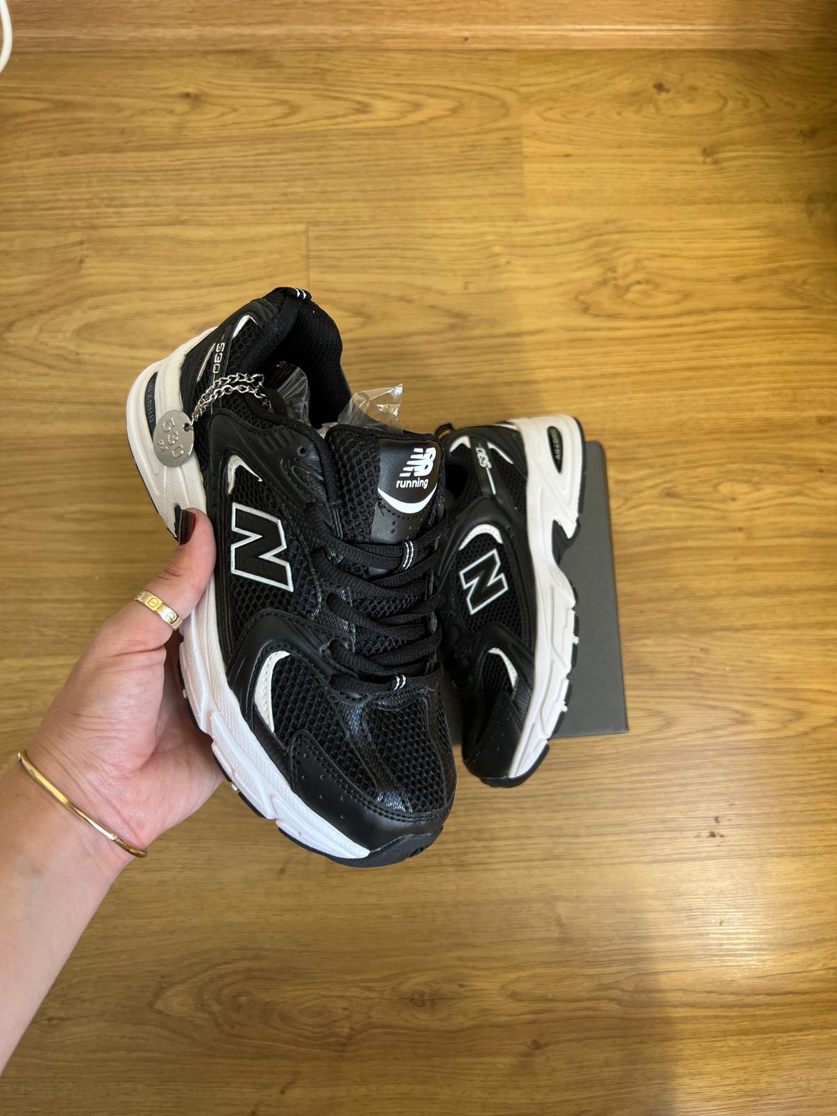 New Balance 530 Black ( Dar Kalıp )