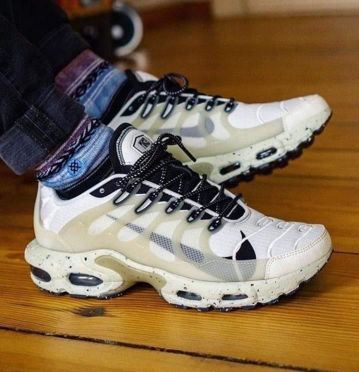 Nike Air Max Beige