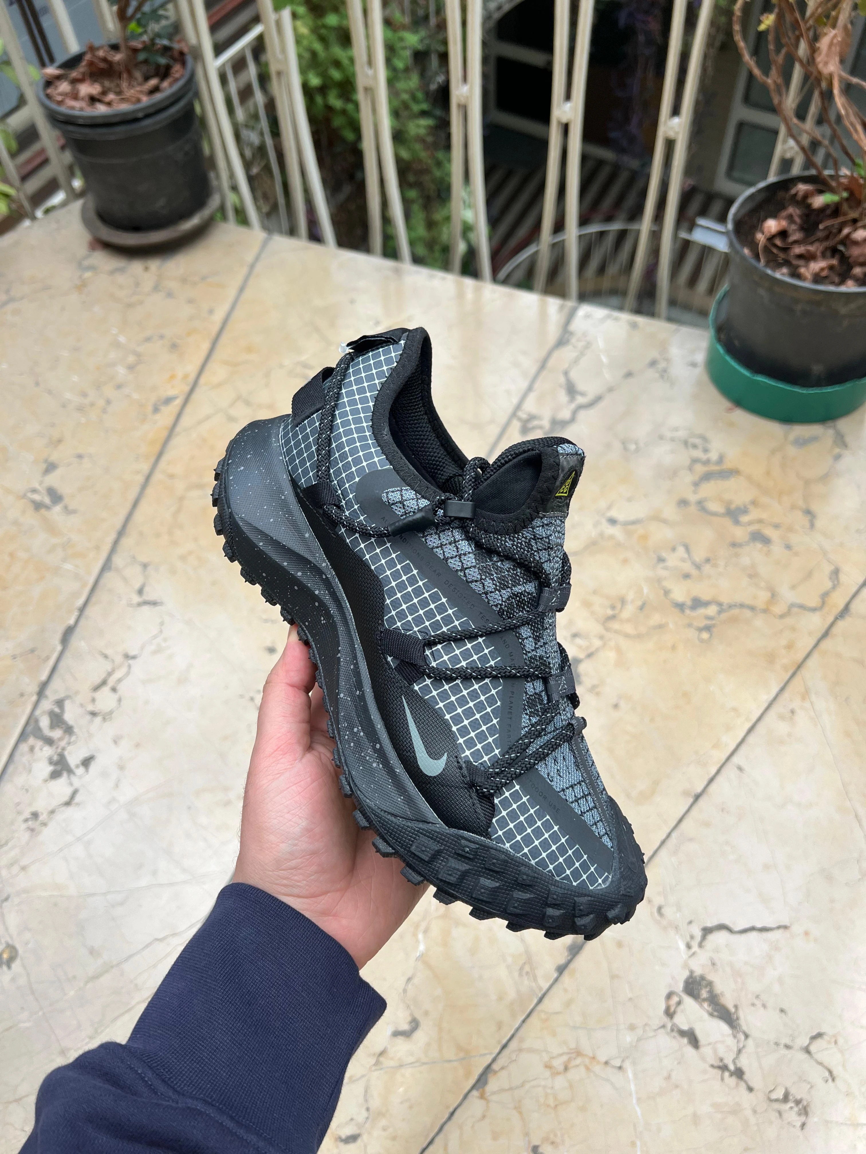 Nike ACG Mountain Fly Low Gore-tex Dark Smoke Grey 