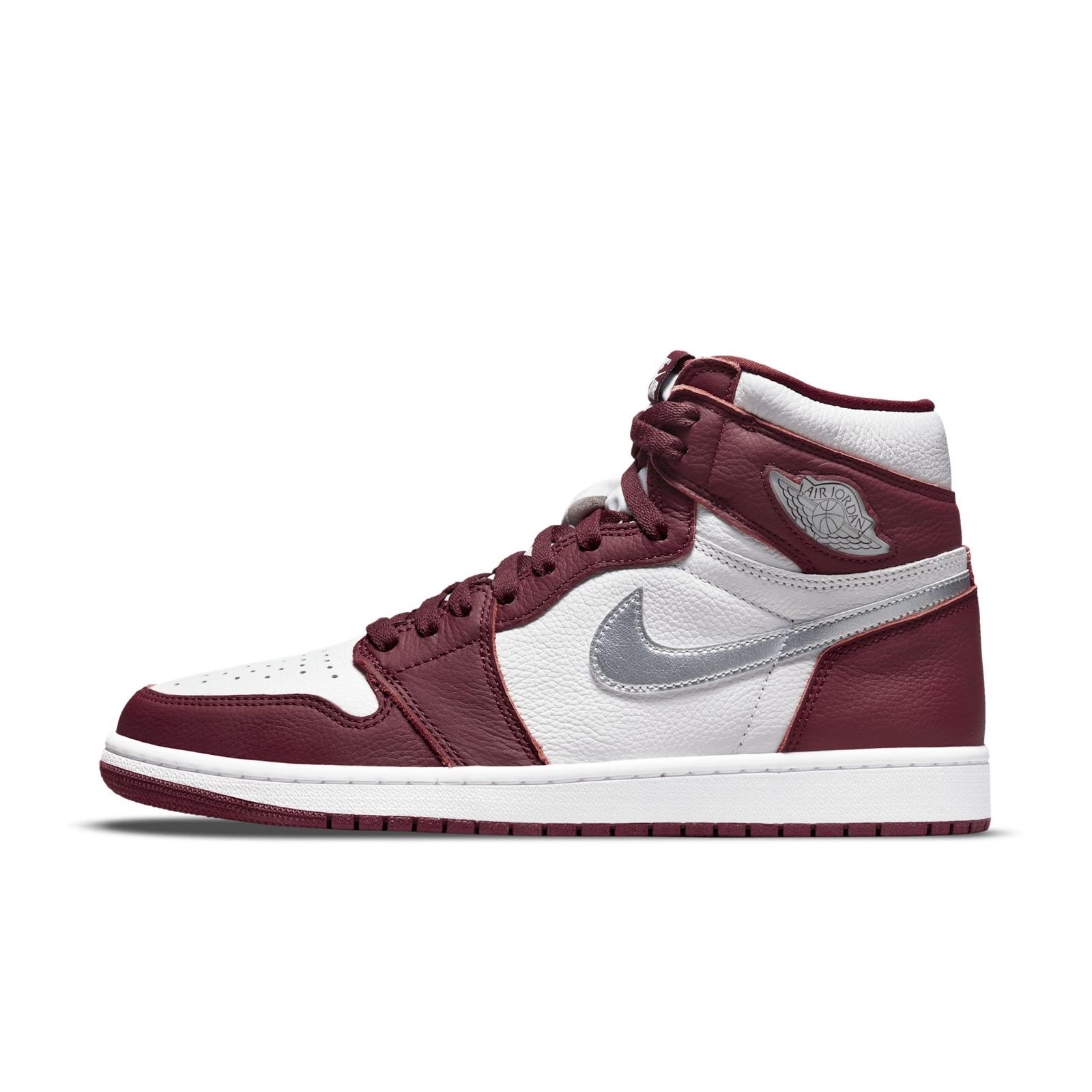 Nike Air Jordan 1 Retro High OG Bordeaux