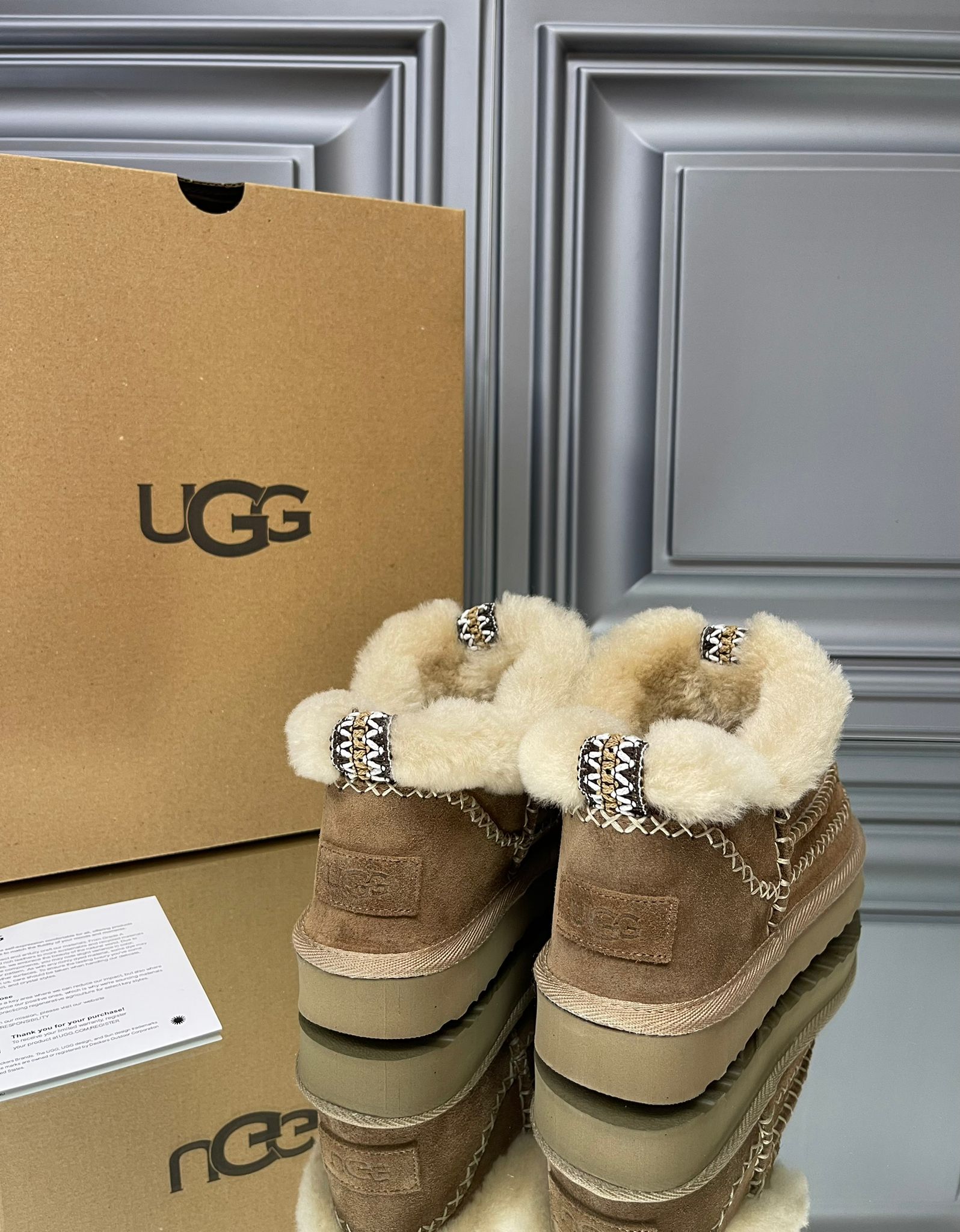 U.G.G W Classic Ultra Mini Alpine ( Dar Kalıp )