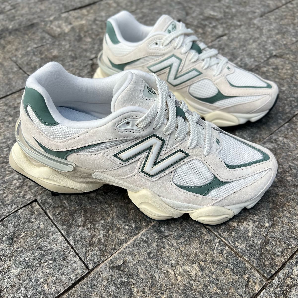 New Balance 9060 Beige  Green ( Dar Kalıp)