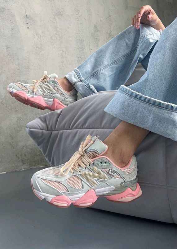 New Balance 9060 Grey Pink