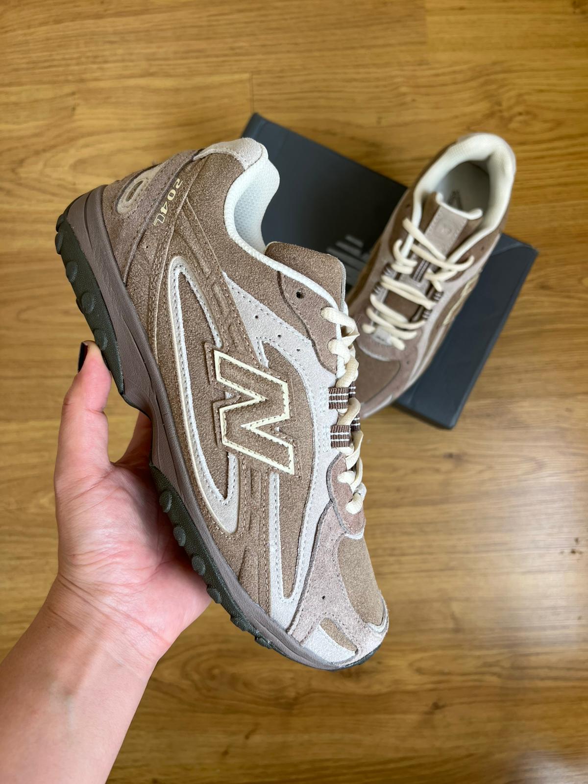 New Balance 204L Mushroom Arid Stone