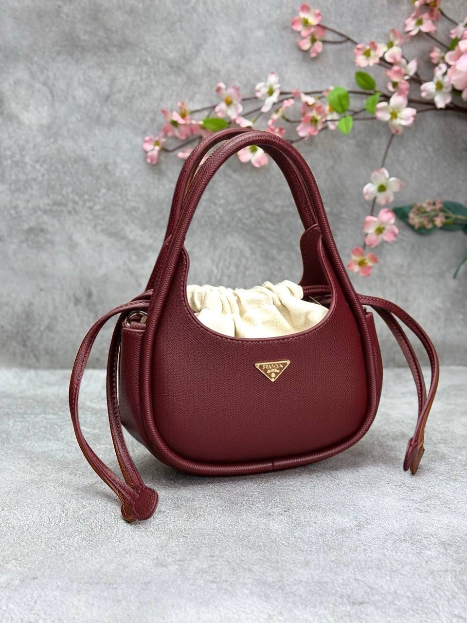 Prada Shoulder Bag Small 19x11cm  - Bordo