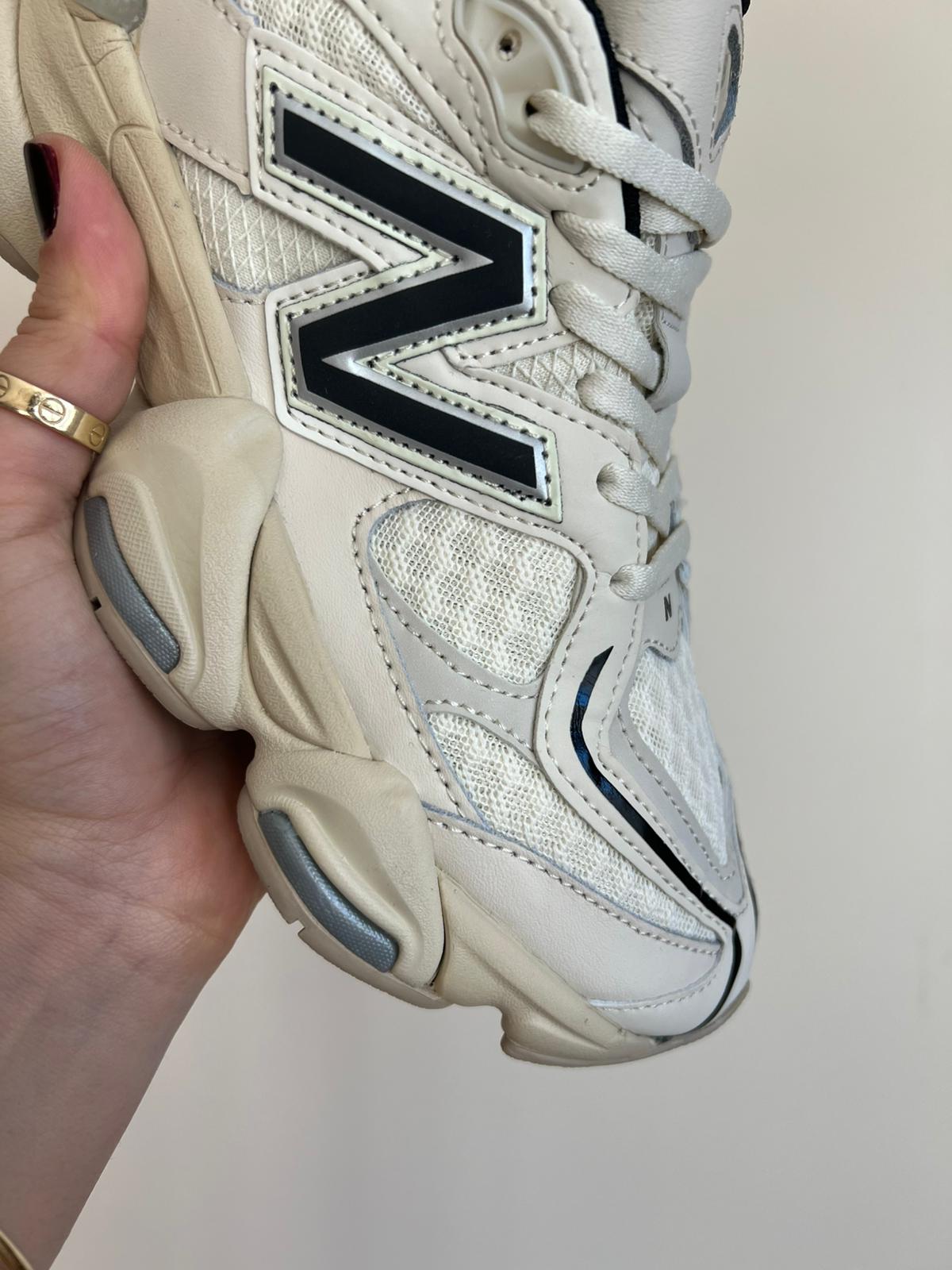 New Balance 9060 Turtledove Black ( Dar Kalıp )