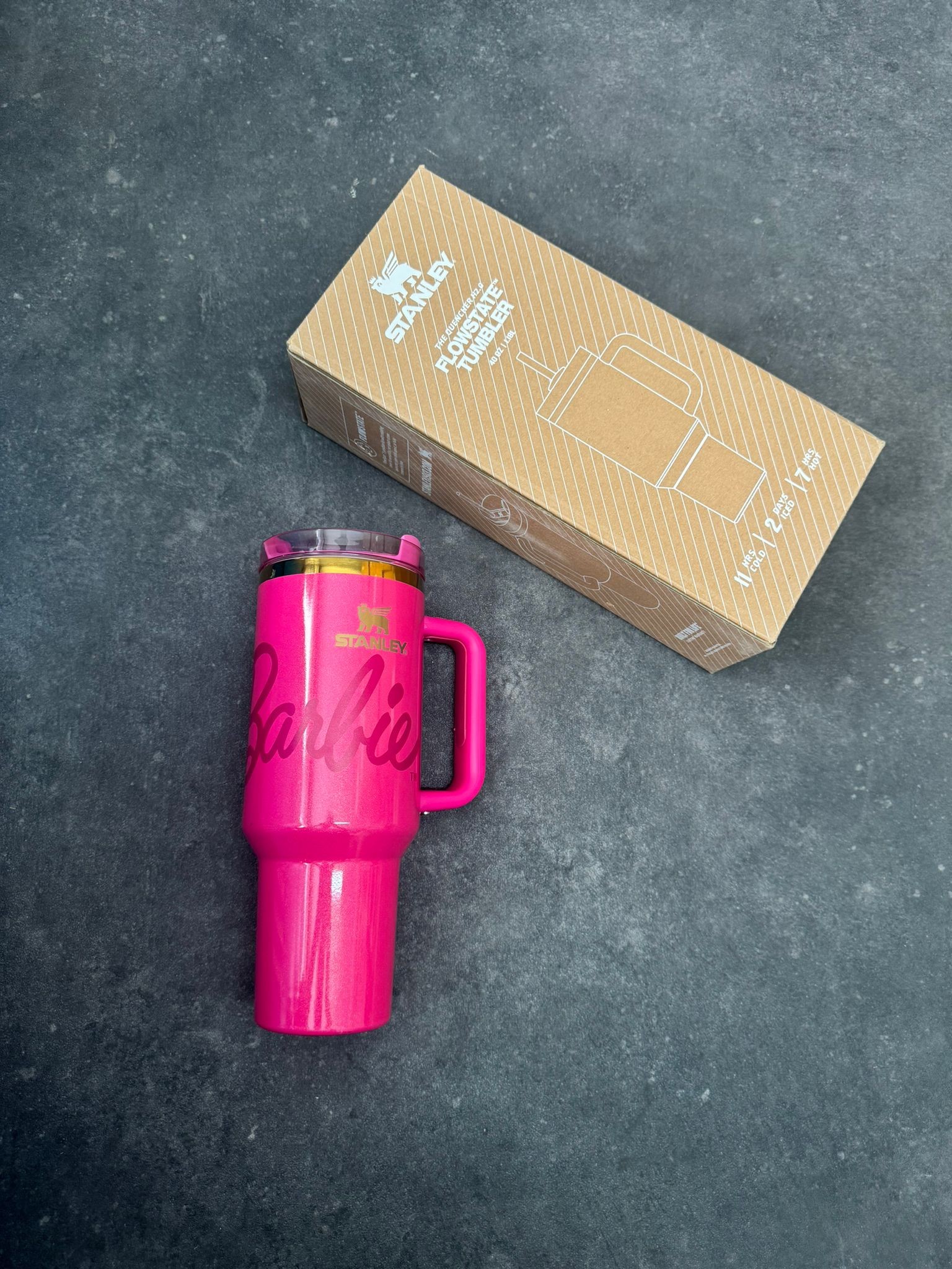 Stanley Termos 1.18L "Barbie Pink"