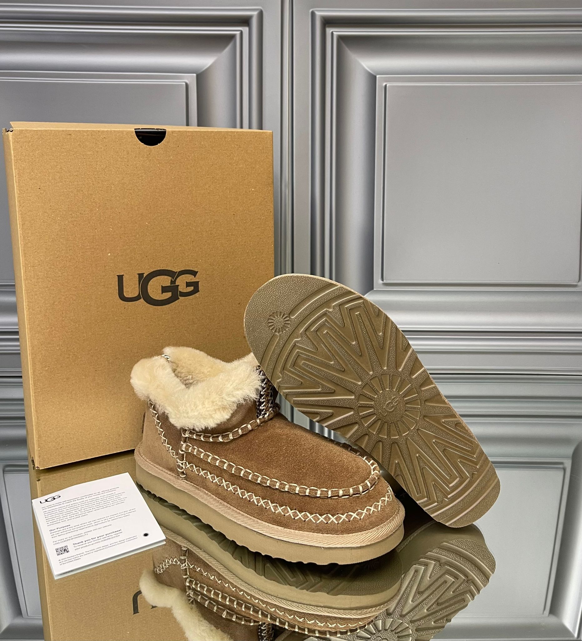 U.G.G W Classic Ultra Mini Alpine ( Dar Kalıp )