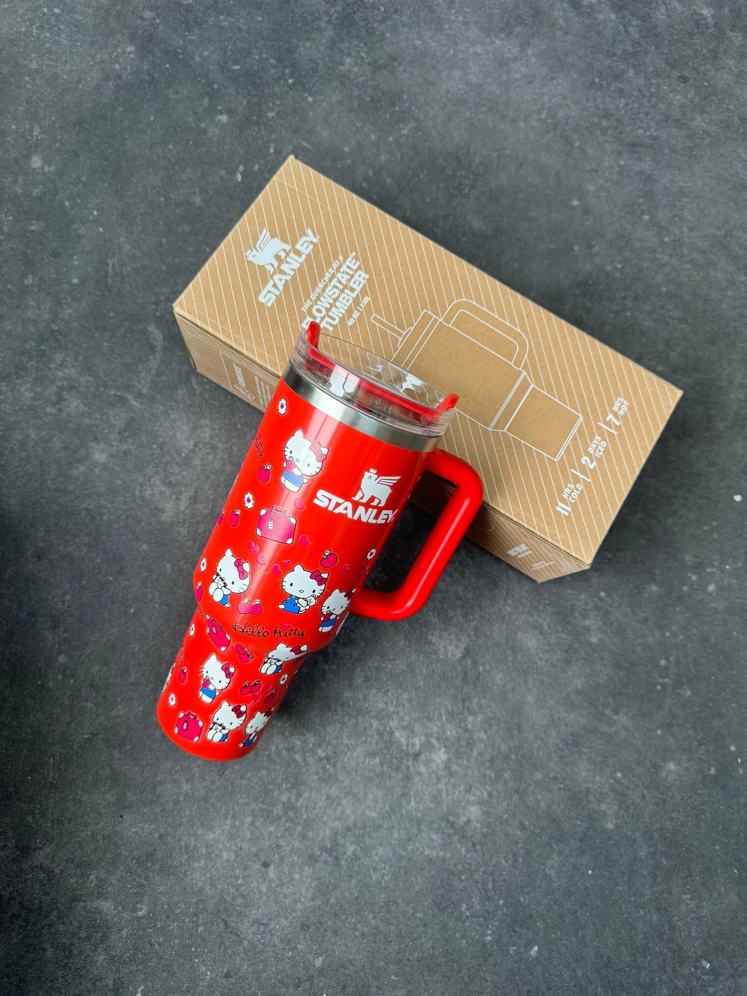 Stanley Termos 1.18L "Hello Kitty Red"