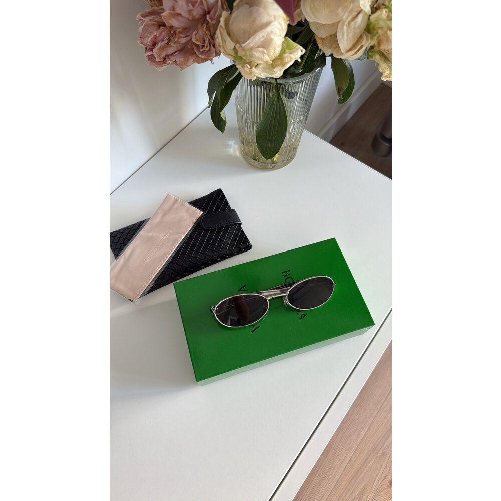 Bottega Veneta Silver  ( Premium )