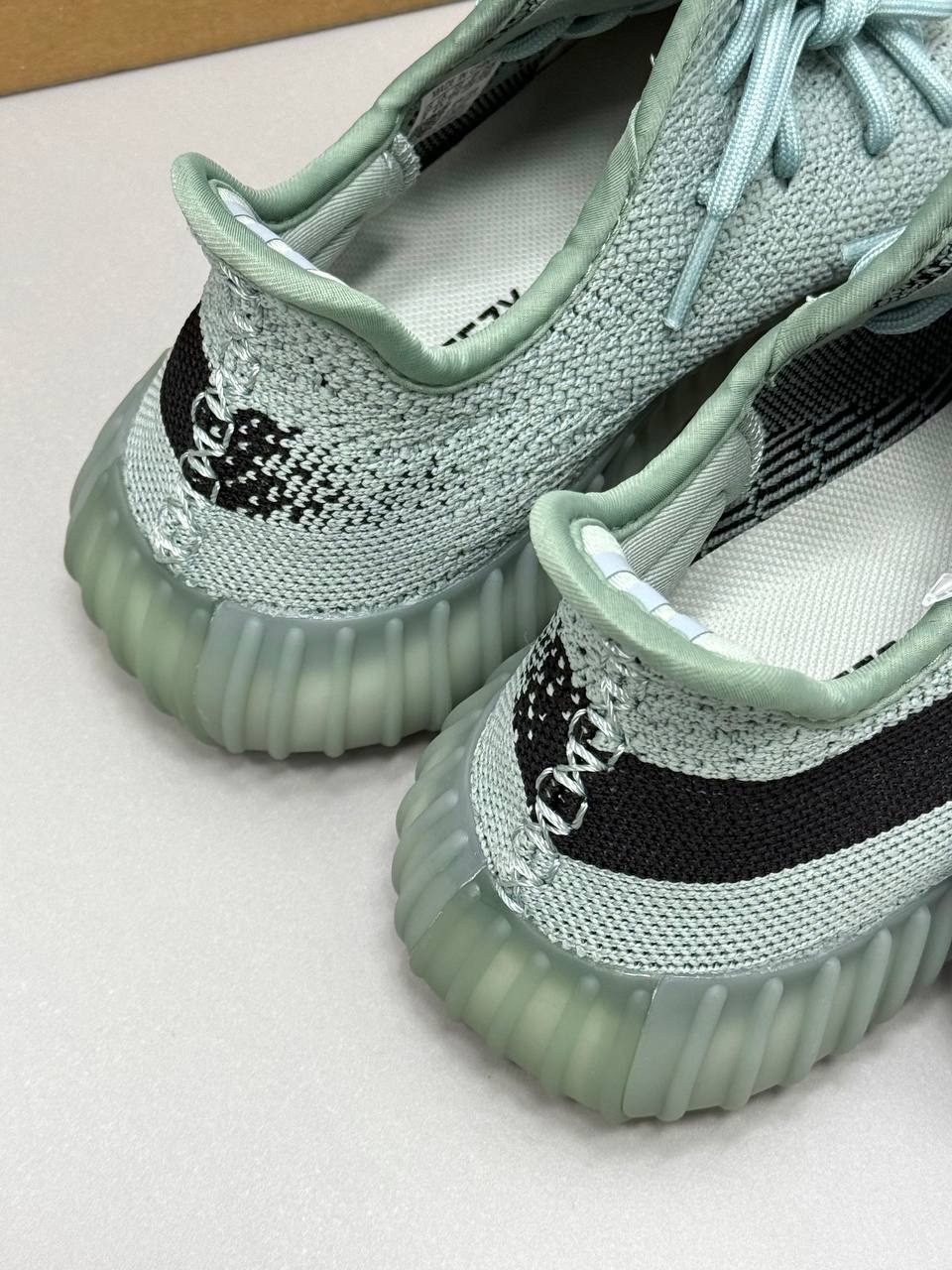 Yeezy Boost 350 V2 Mint 