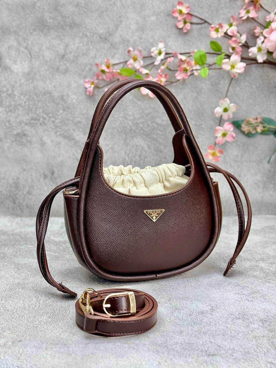 Prada Shoulder Bag Small 19x11cm  - Kahverengi