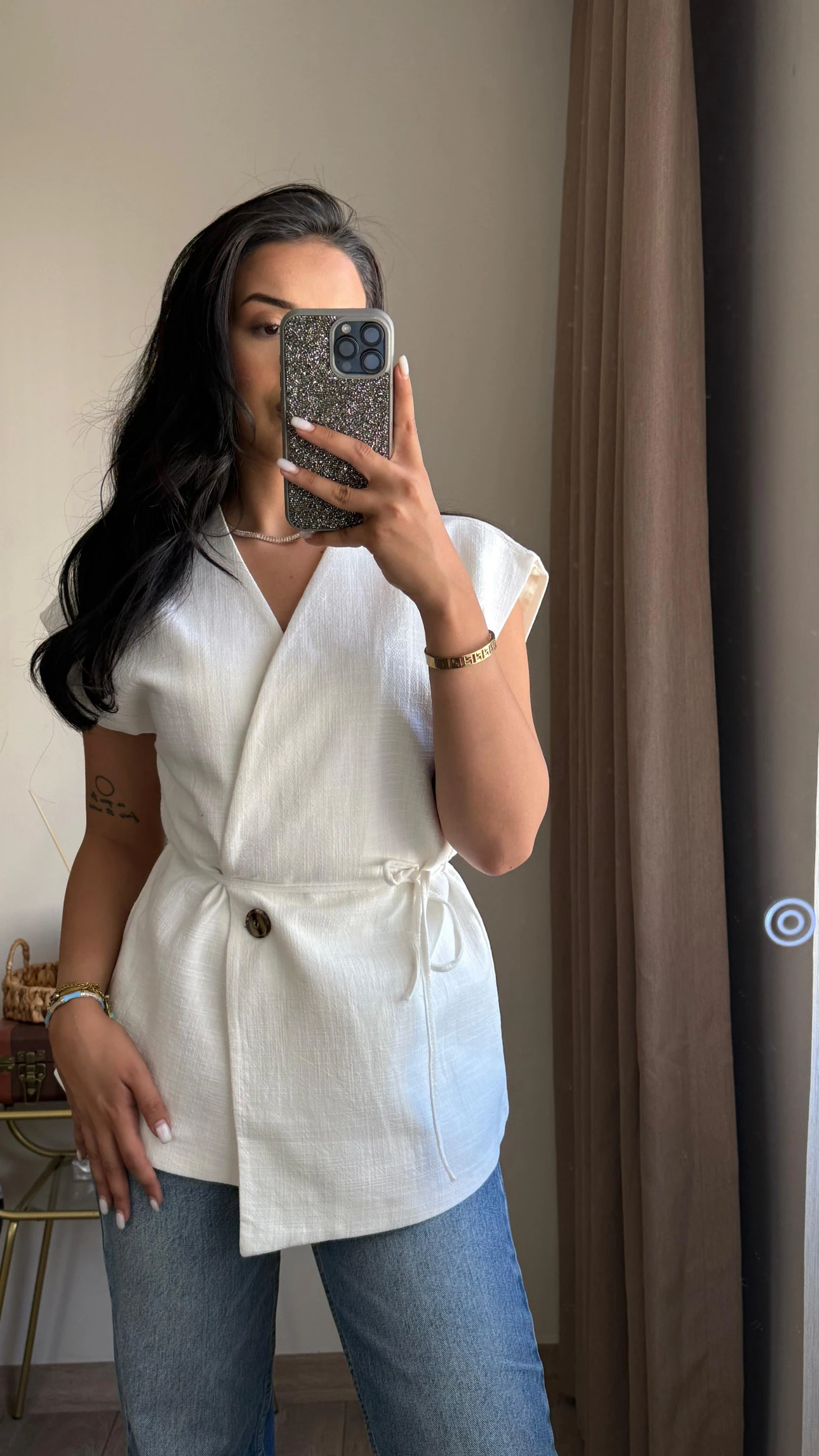 Beyaz Bağlama Detaylı Yelek 