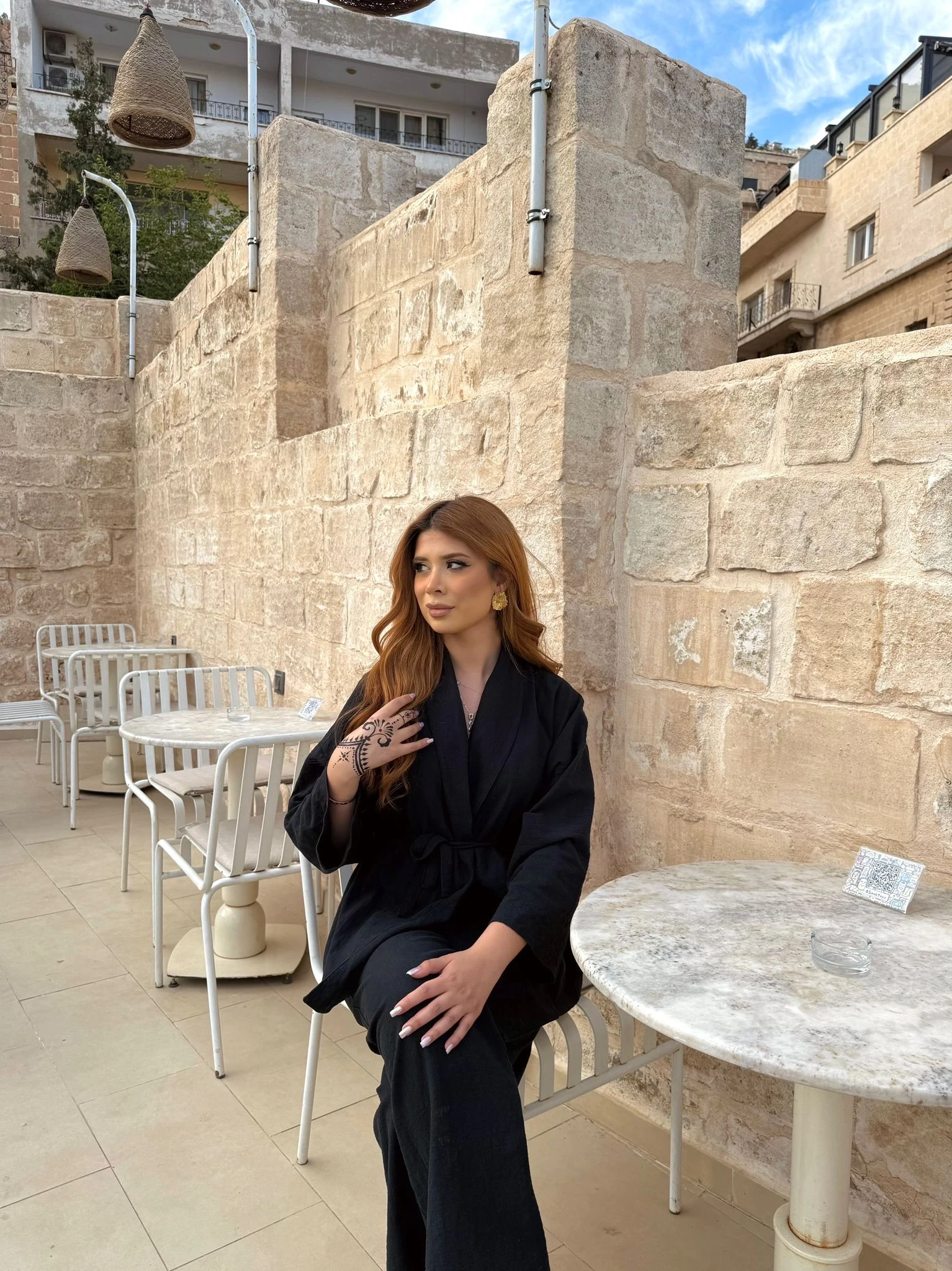 Baglama Detaylı Keten Takım