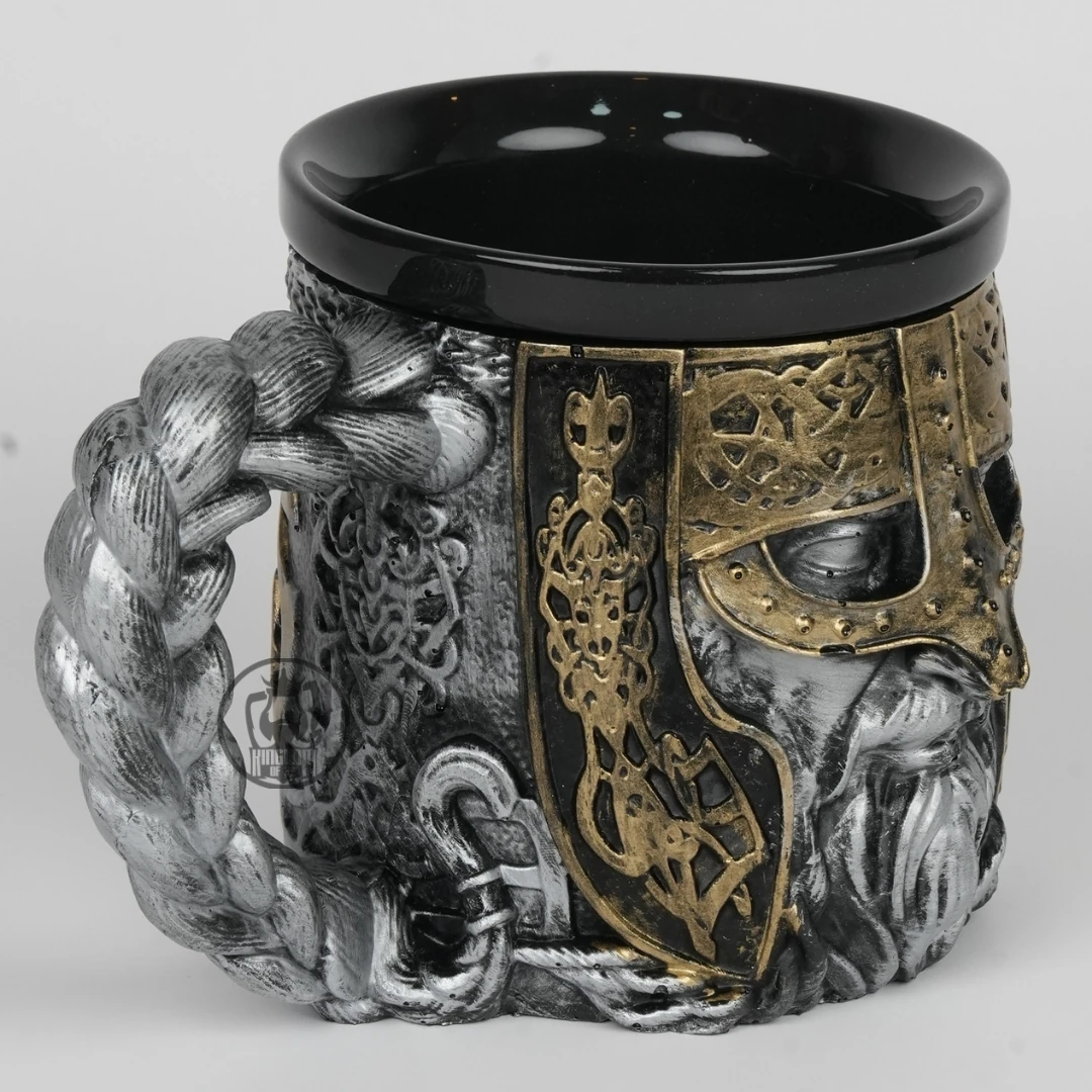 Viking Miğferli Savaşcı Kupa, Tasarım Kupa