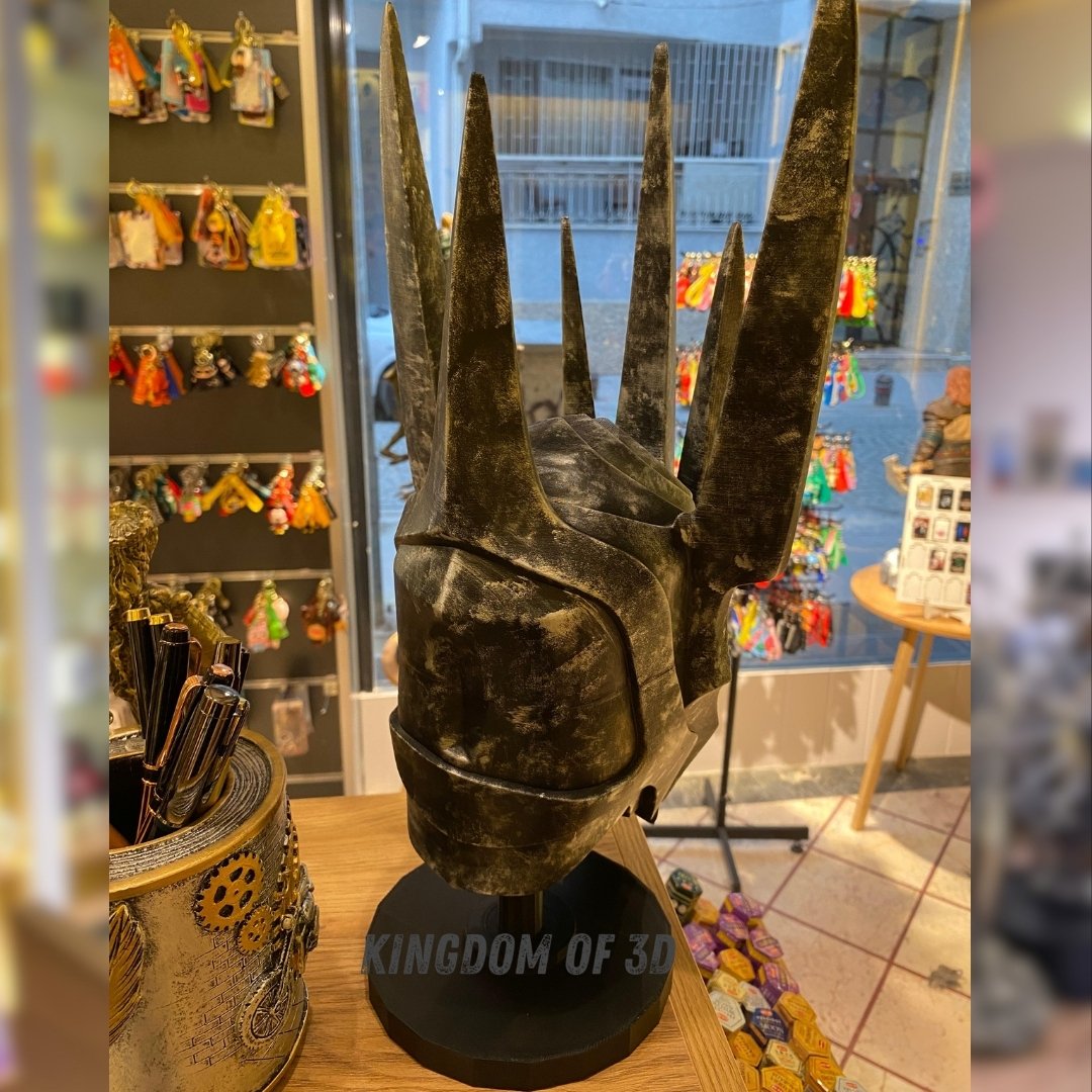 Yüzüklerin Efendisi Sauron Kaskı