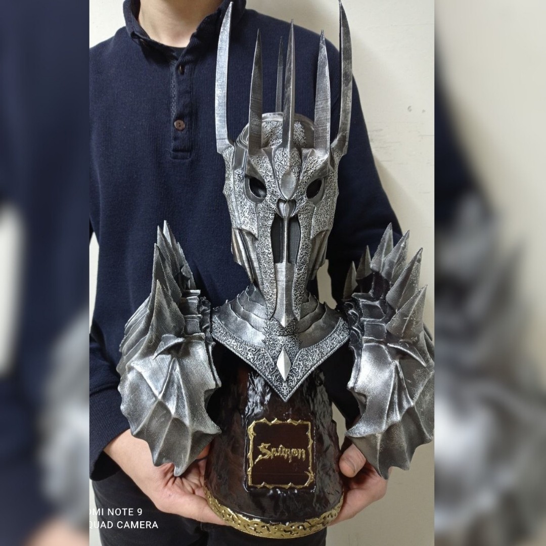Sauron Büst, Yüzüklerin Efendisi