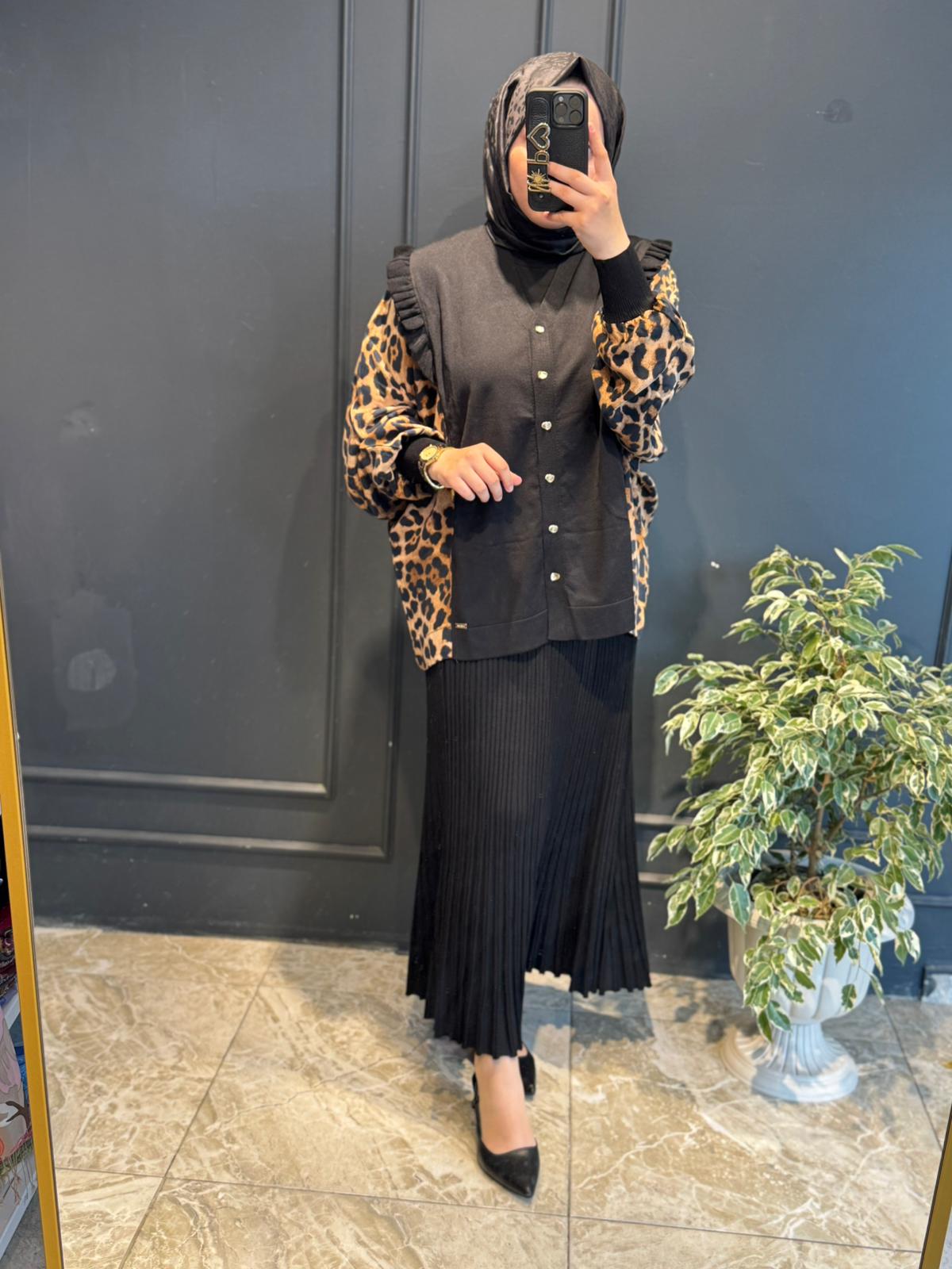 NİLİWİ LEOPAR DETAYLI İPEK QUPRA HIRKA