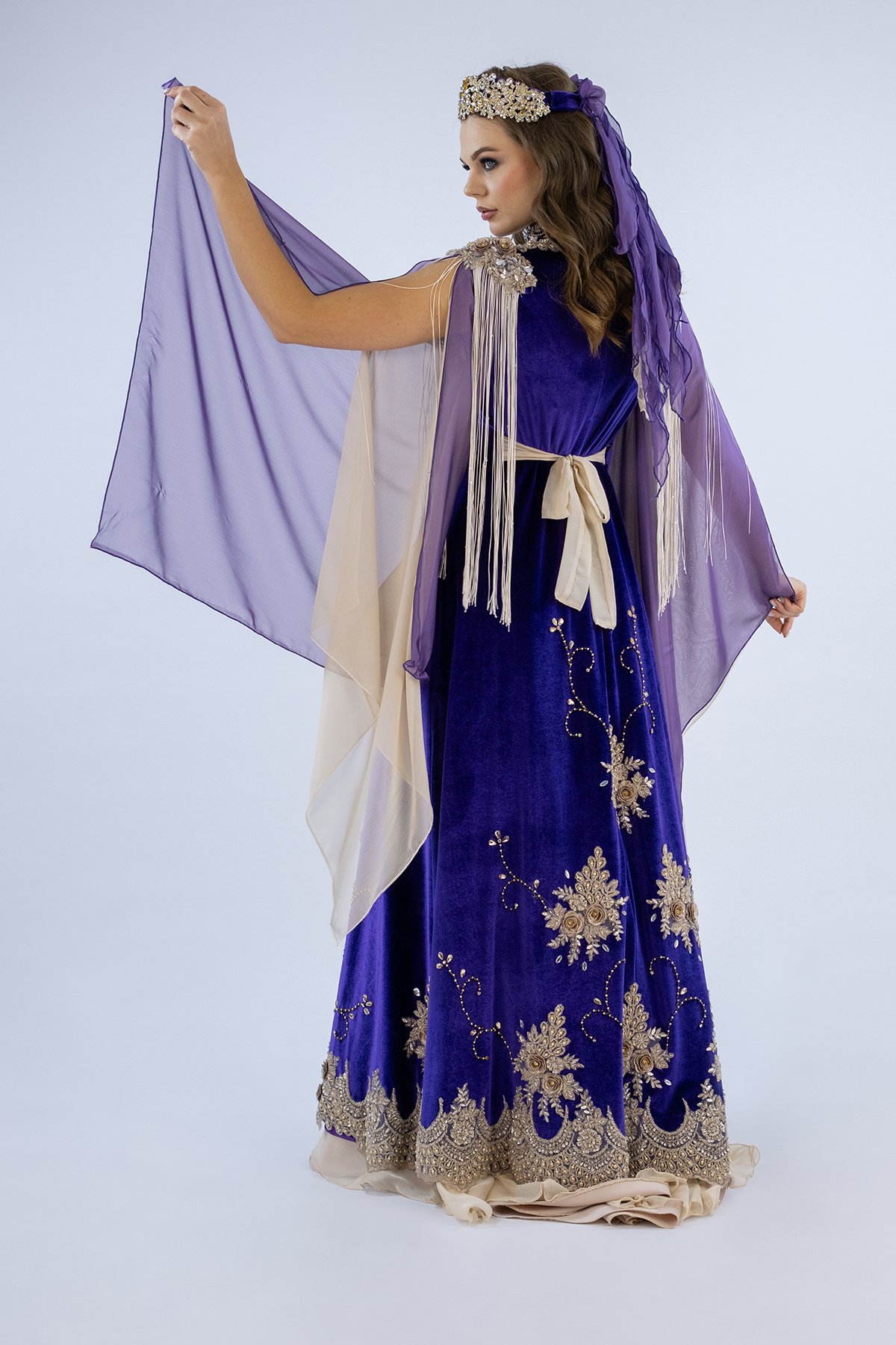 Astronomic Elegance Pelerin Bindallı