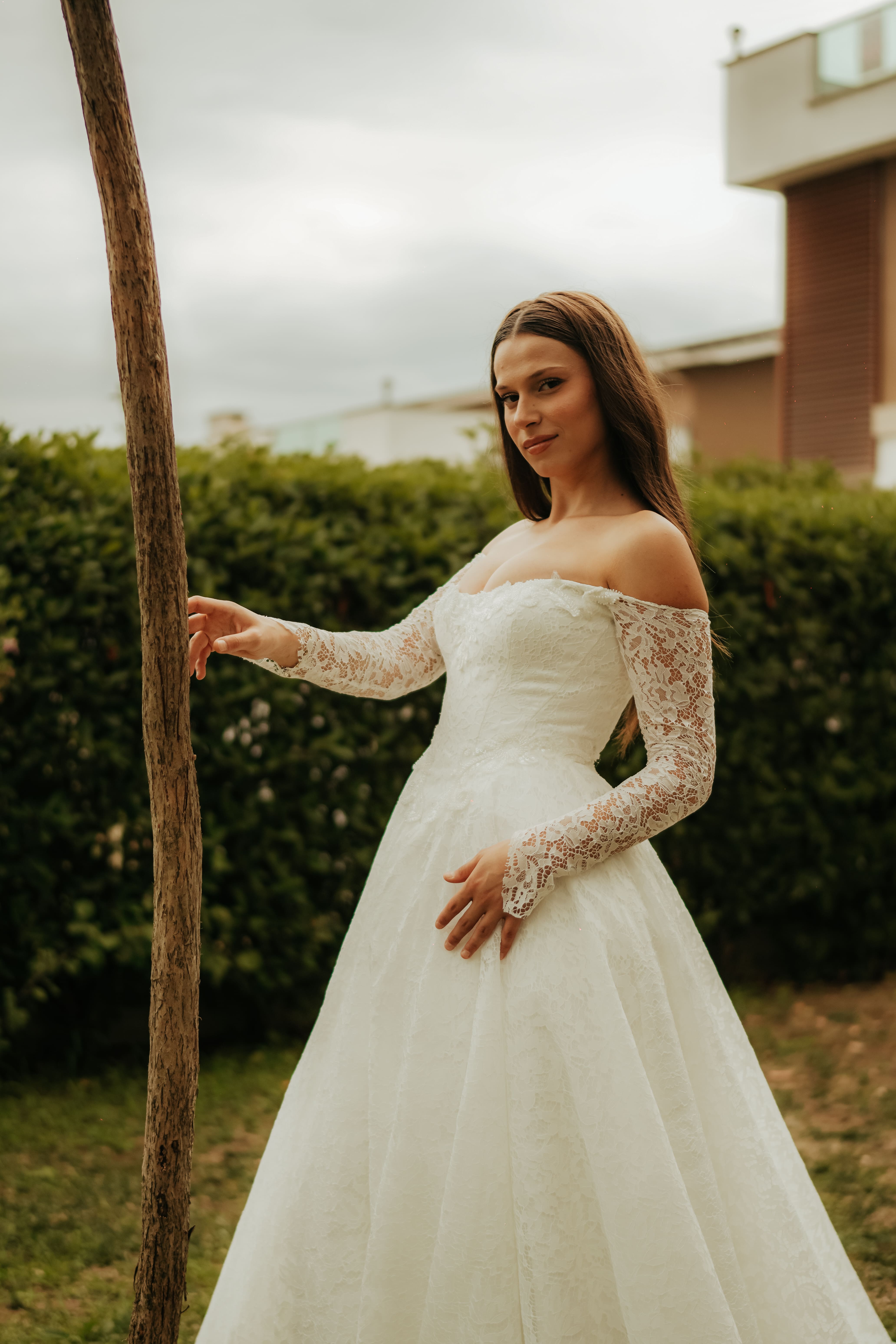 Opulent Enchantment Dantel Gelinlik 