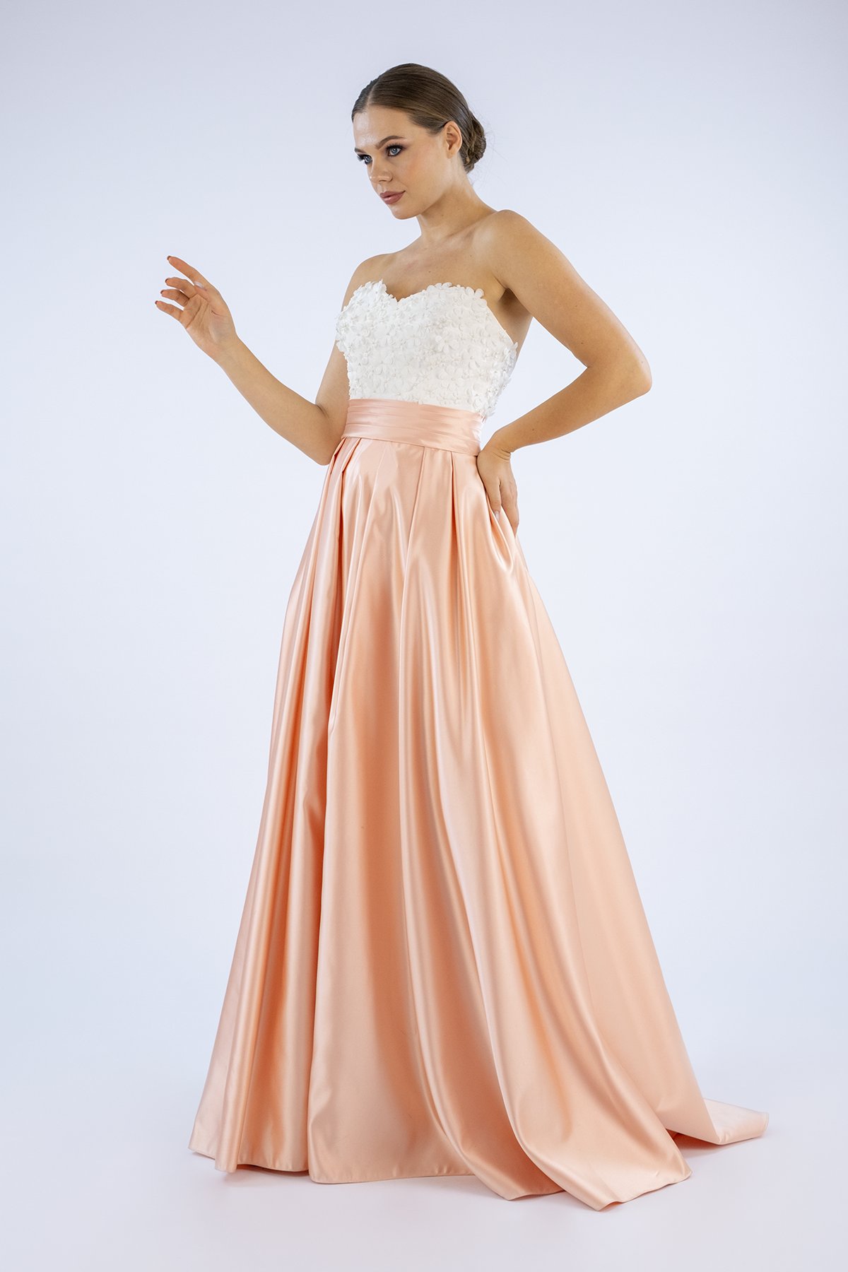 Aeon of Love Prenses Kesim Nişan Elbisesi